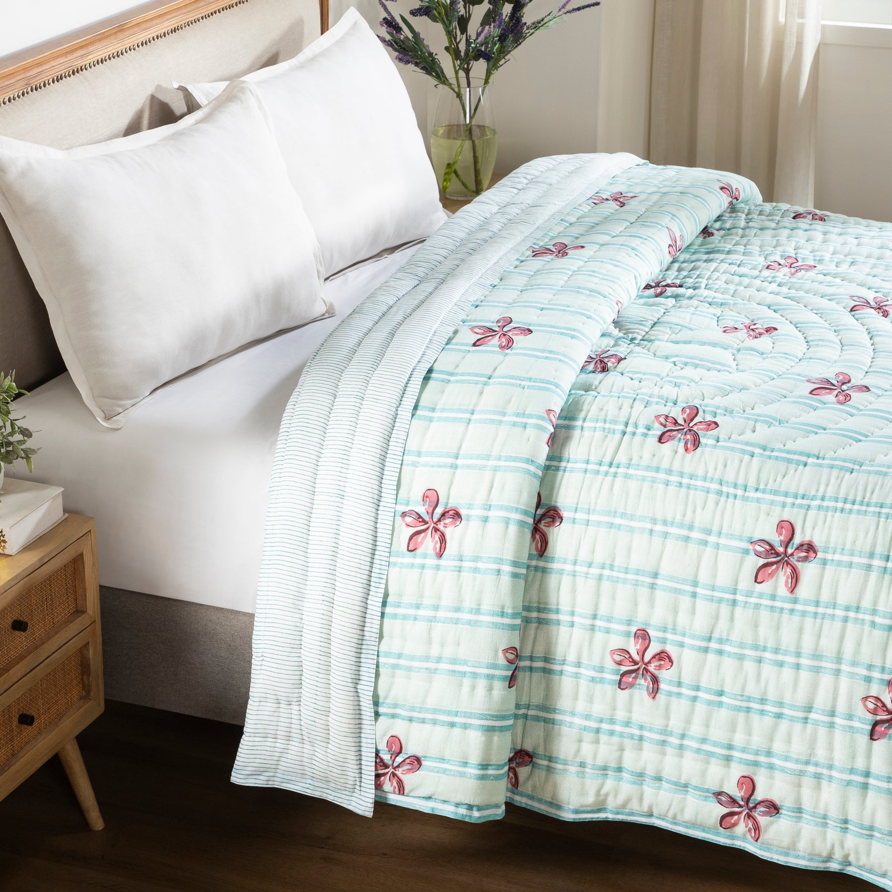 Temple Tree Extra Cotton Quilt