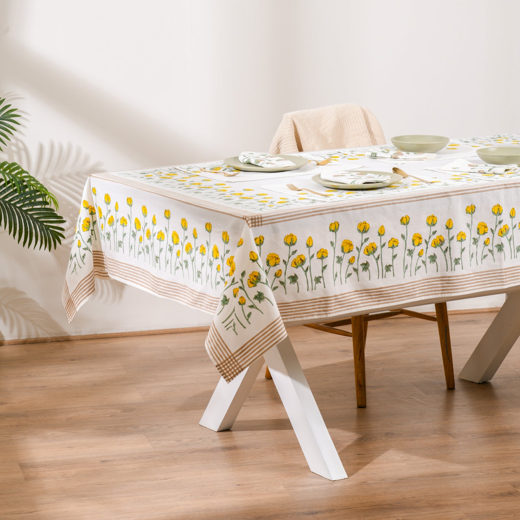 Yellow-Green Flower Table Cover