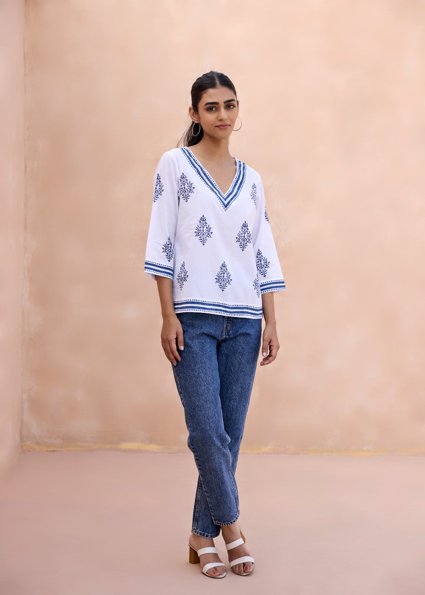 V-Neck Cotton Top -White/Navy