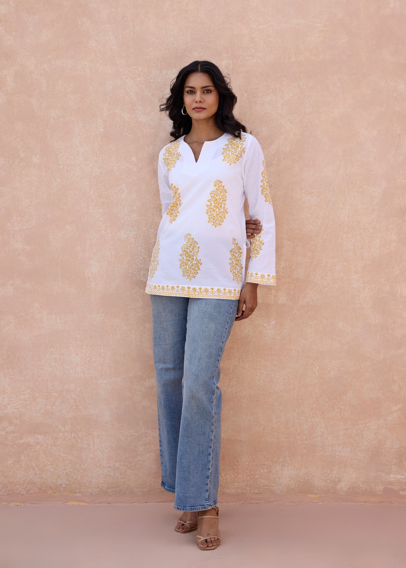 Fuss Free Top -White/Yellow