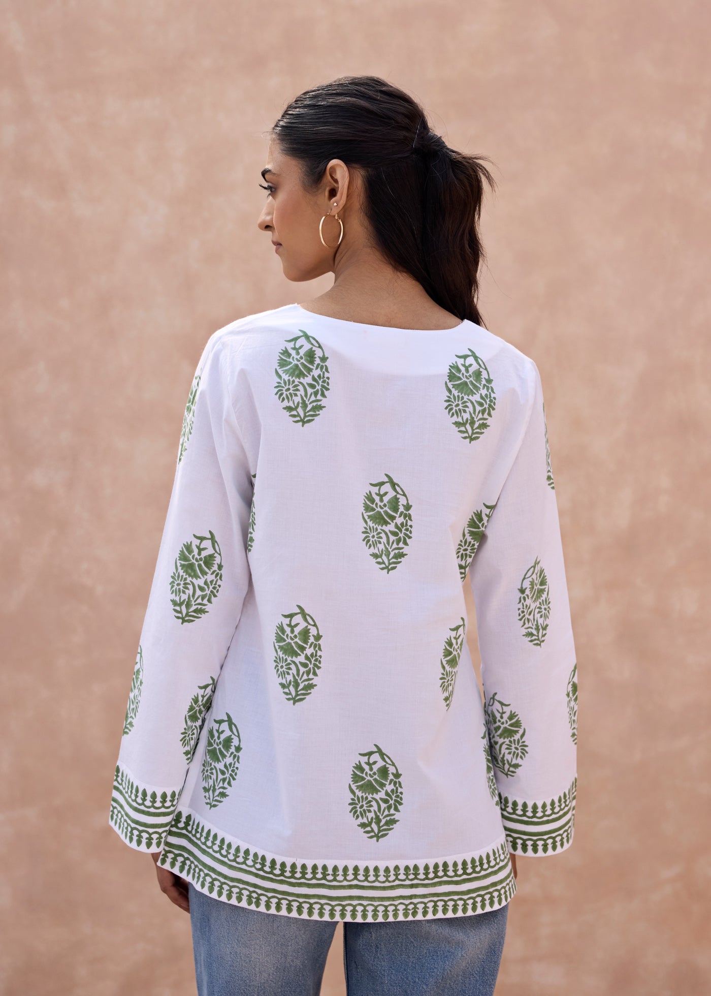 Fuss Free Top -White/Green