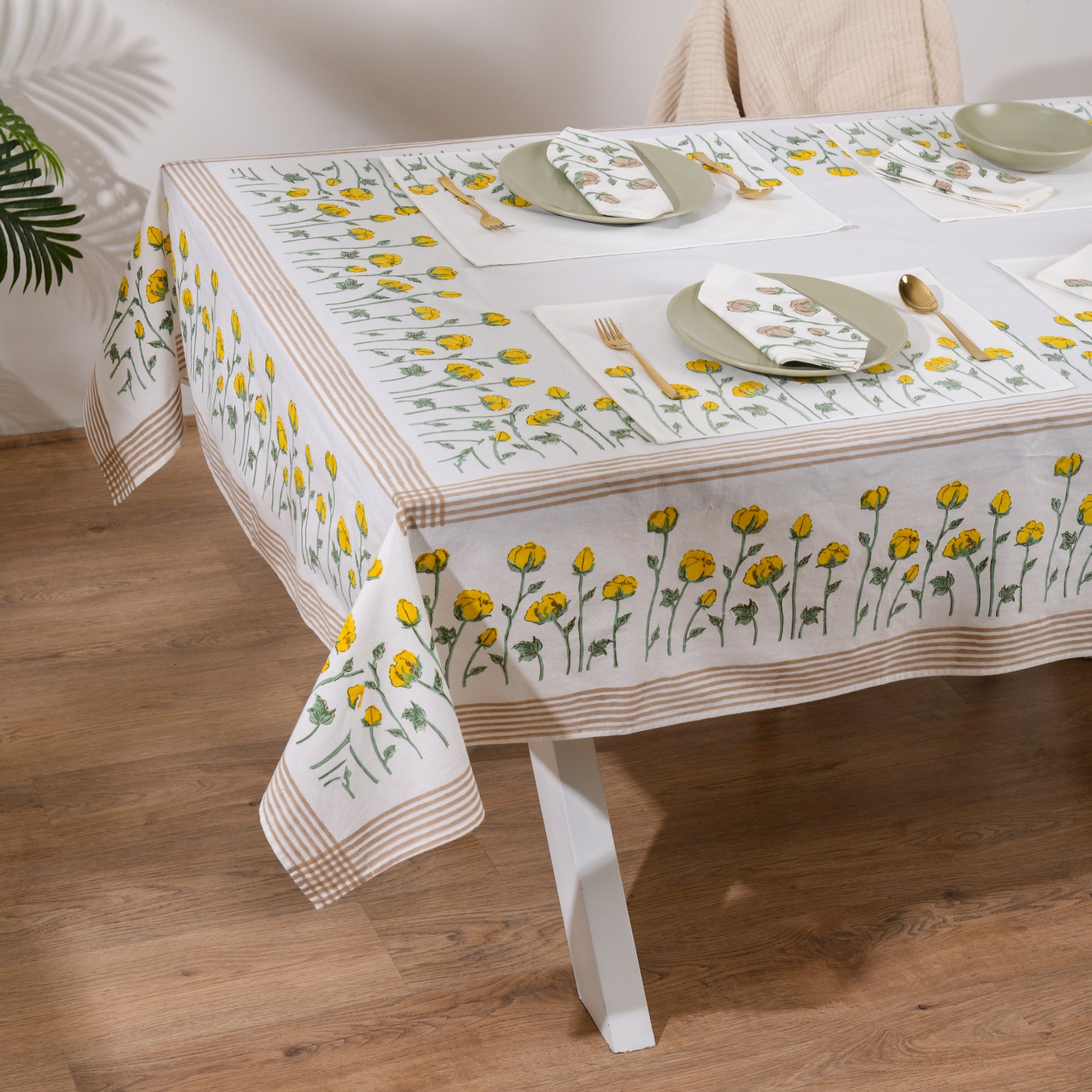 Yellow-Green Flower Table Cover