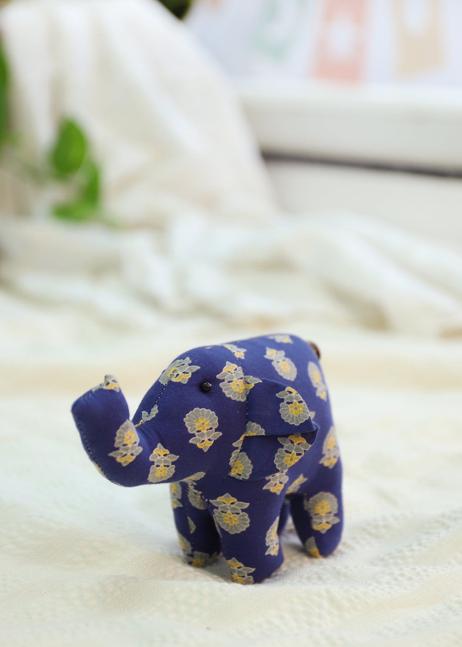 Leo Elepahnt Push Toy-Navy Blue