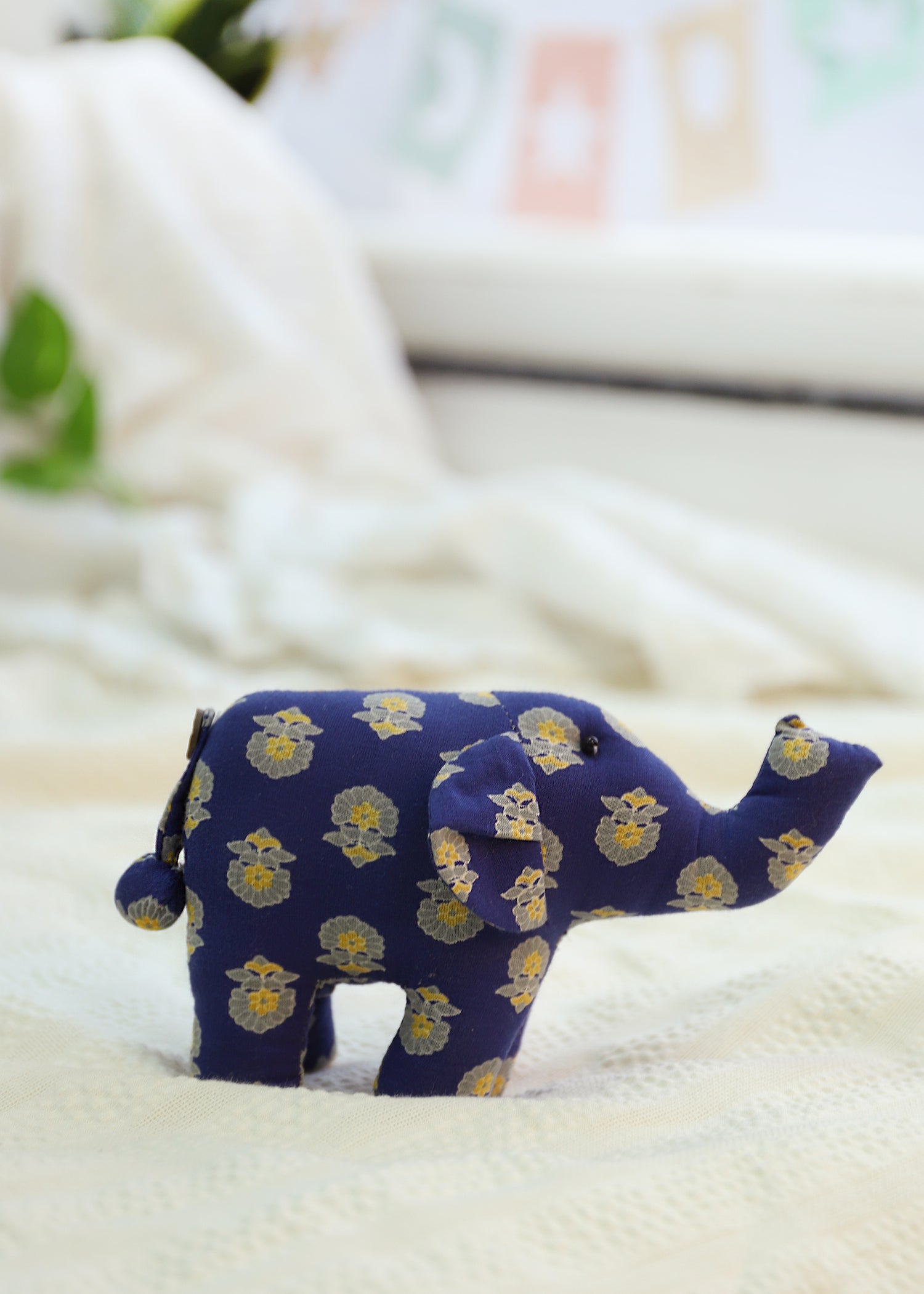 Leo Elepahnt Push Toy-Navy Blue