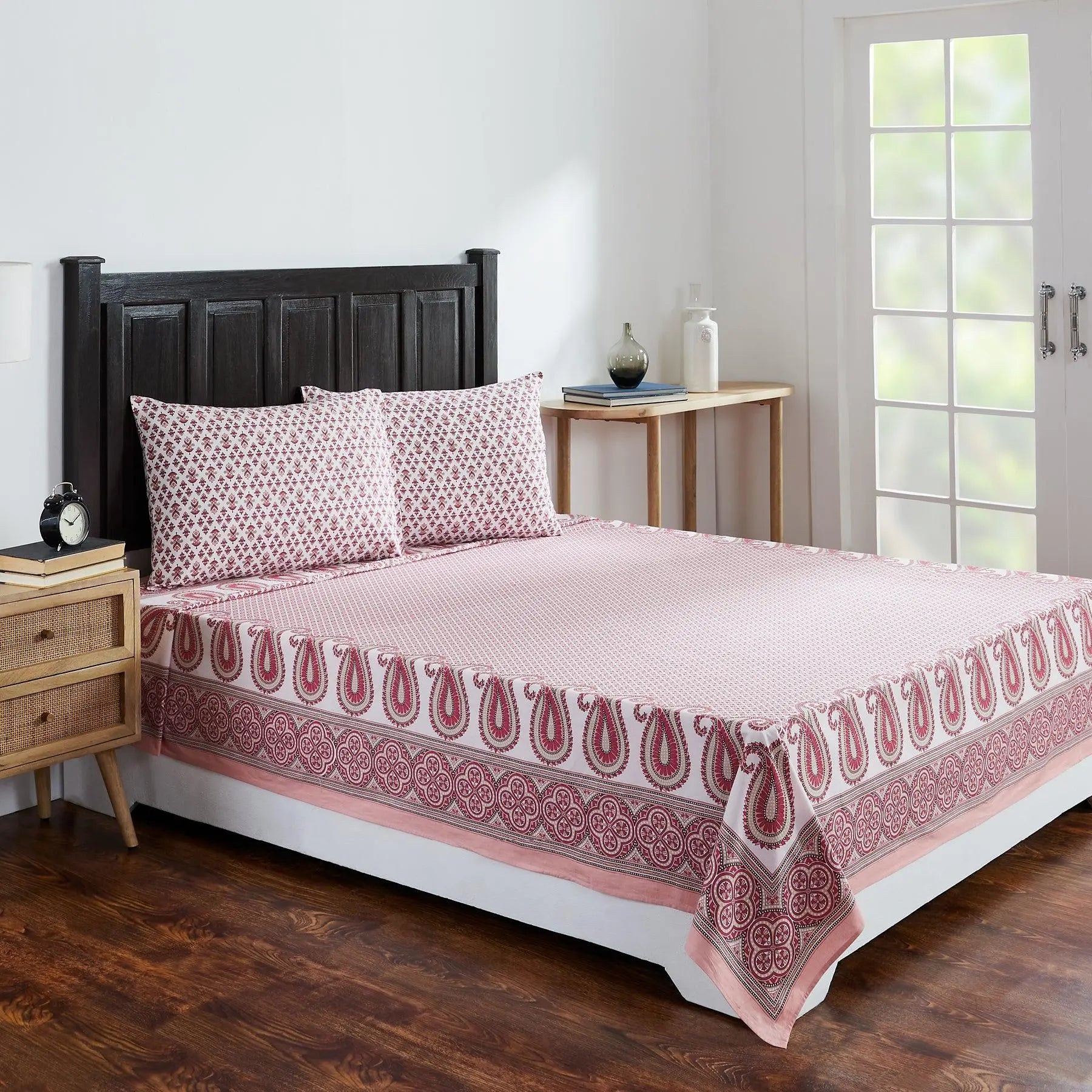 Paisley Pink Screen Print Cotton Bed Cover