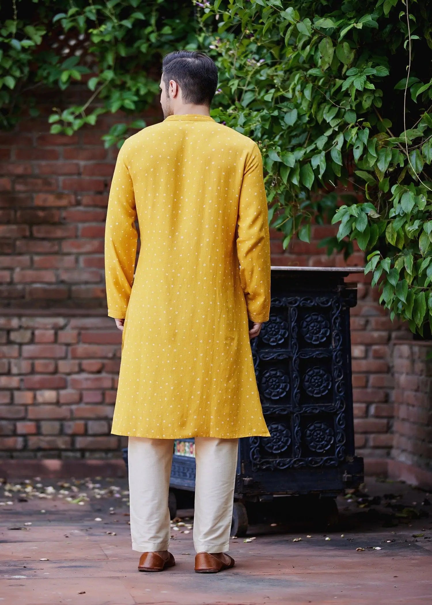 Bhandhej Yellow Viscose Full Sleeve Kurta