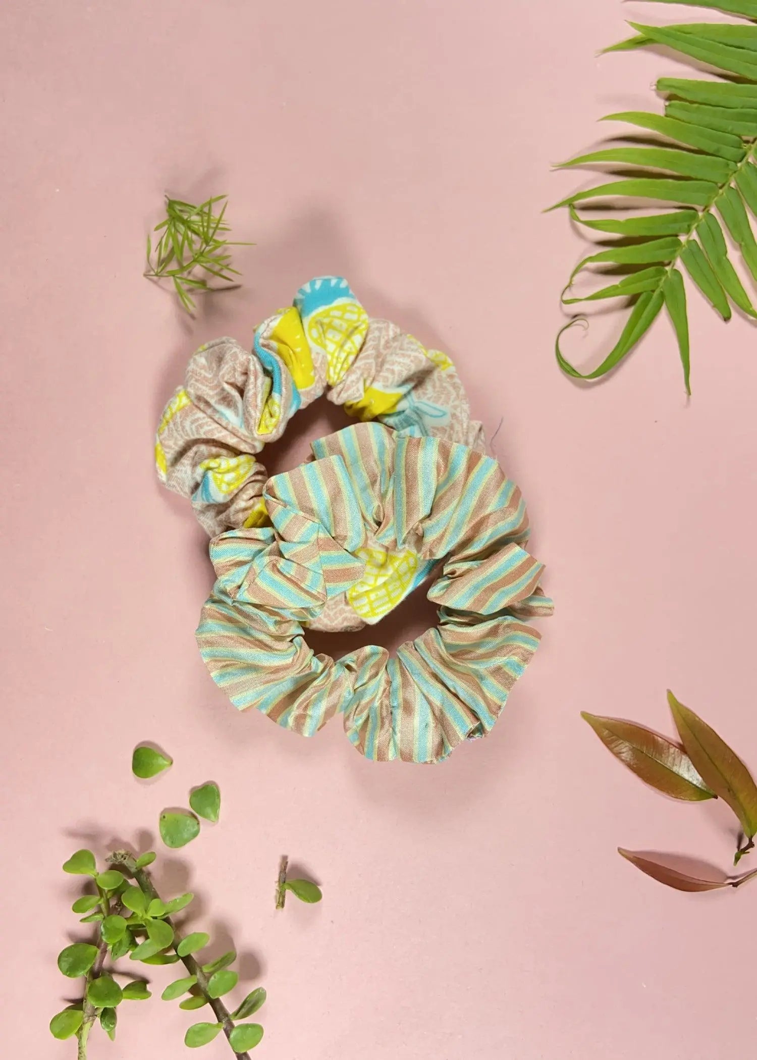 Scrunchies (Set of 2) Yellow/Coral Medium