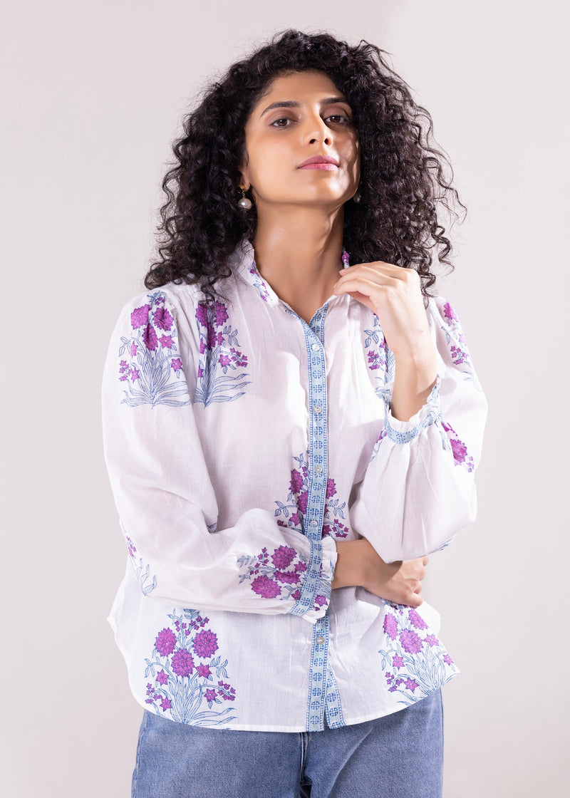 Basic Shirt with Lantern Sleeve