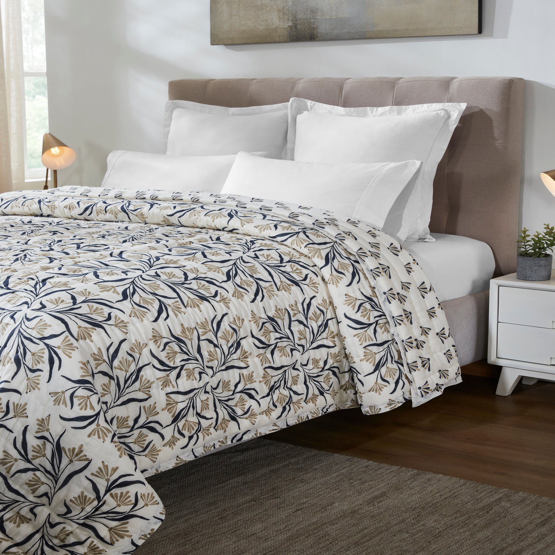 Zaya Lightweight Cotton Quilt