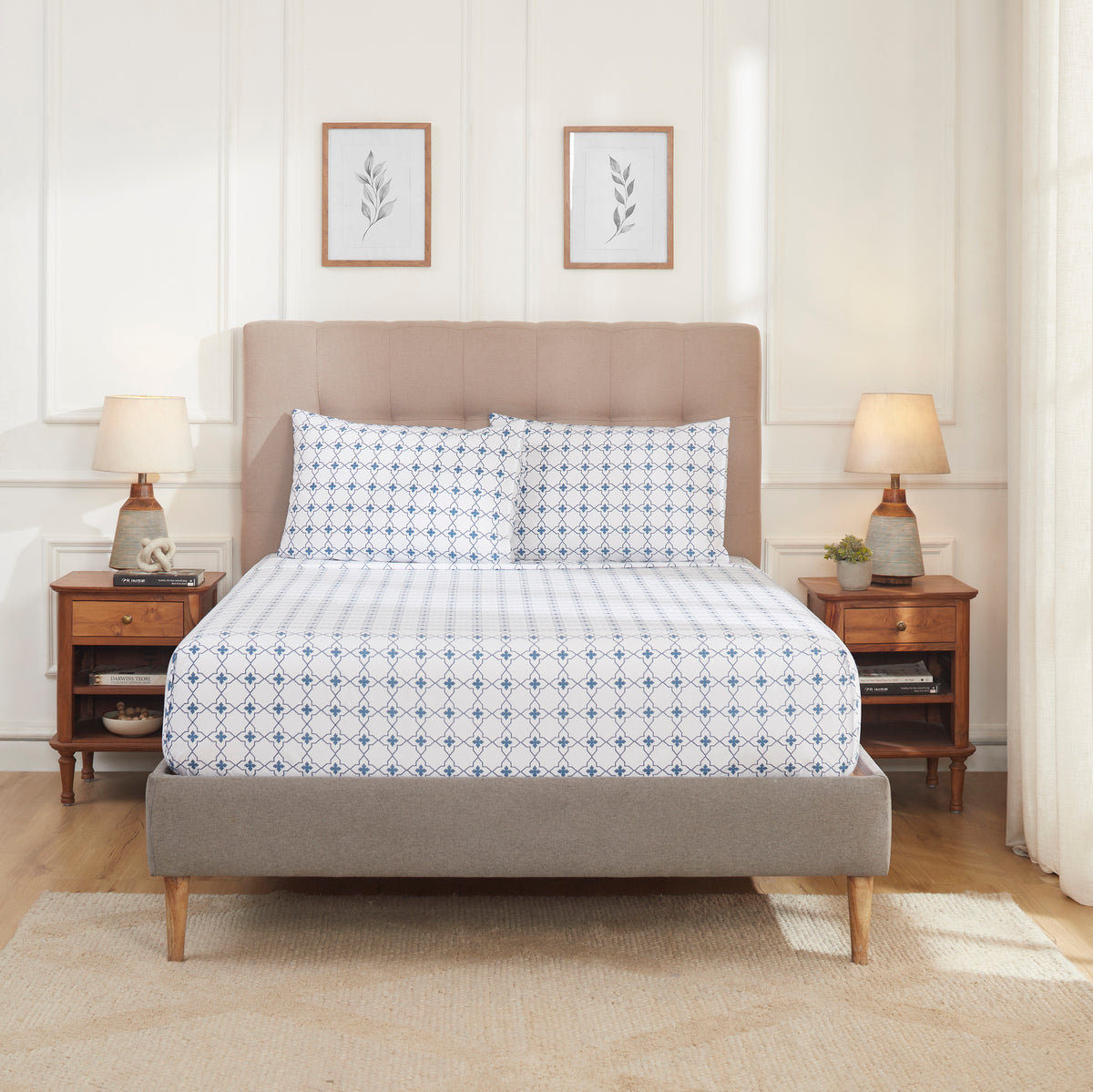 Herbaceous Garden Cotton Bedsheet-Blue