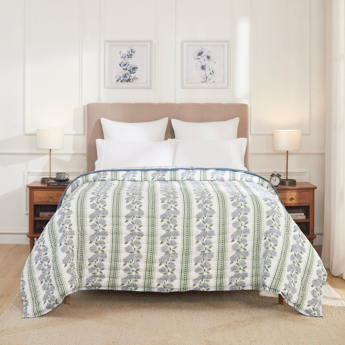 Hyderangeas Cotton Quilt – Blue/Green