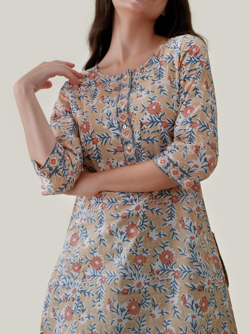 Peach Regular Cotton Upasana Kurta