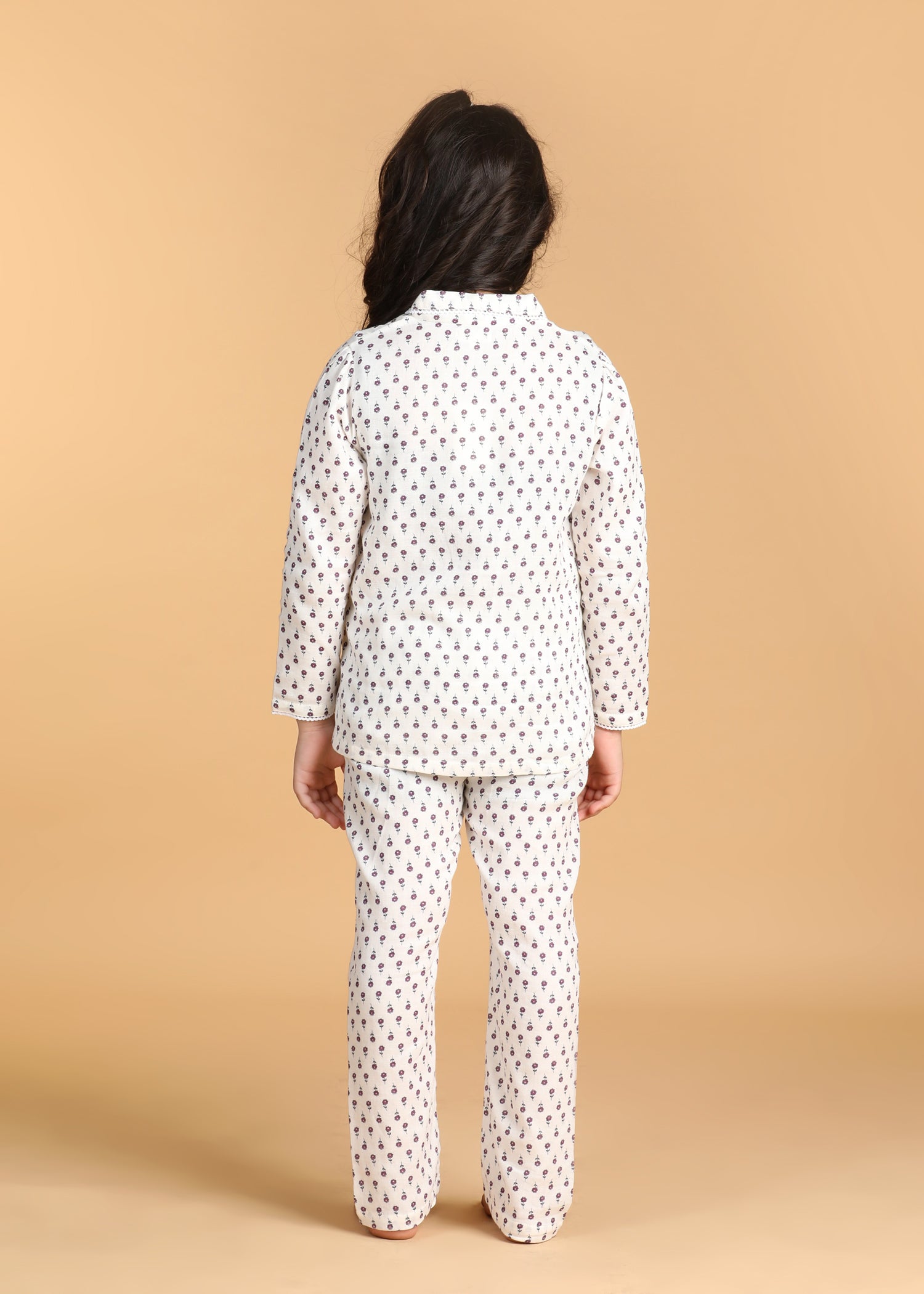 Ivy Girls White Full Sleeves Night Suit  (1-12 Yrs)