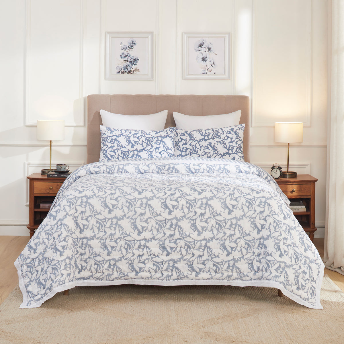 Sunwashed Bloom Lightweight Cotton Quilt – Blue