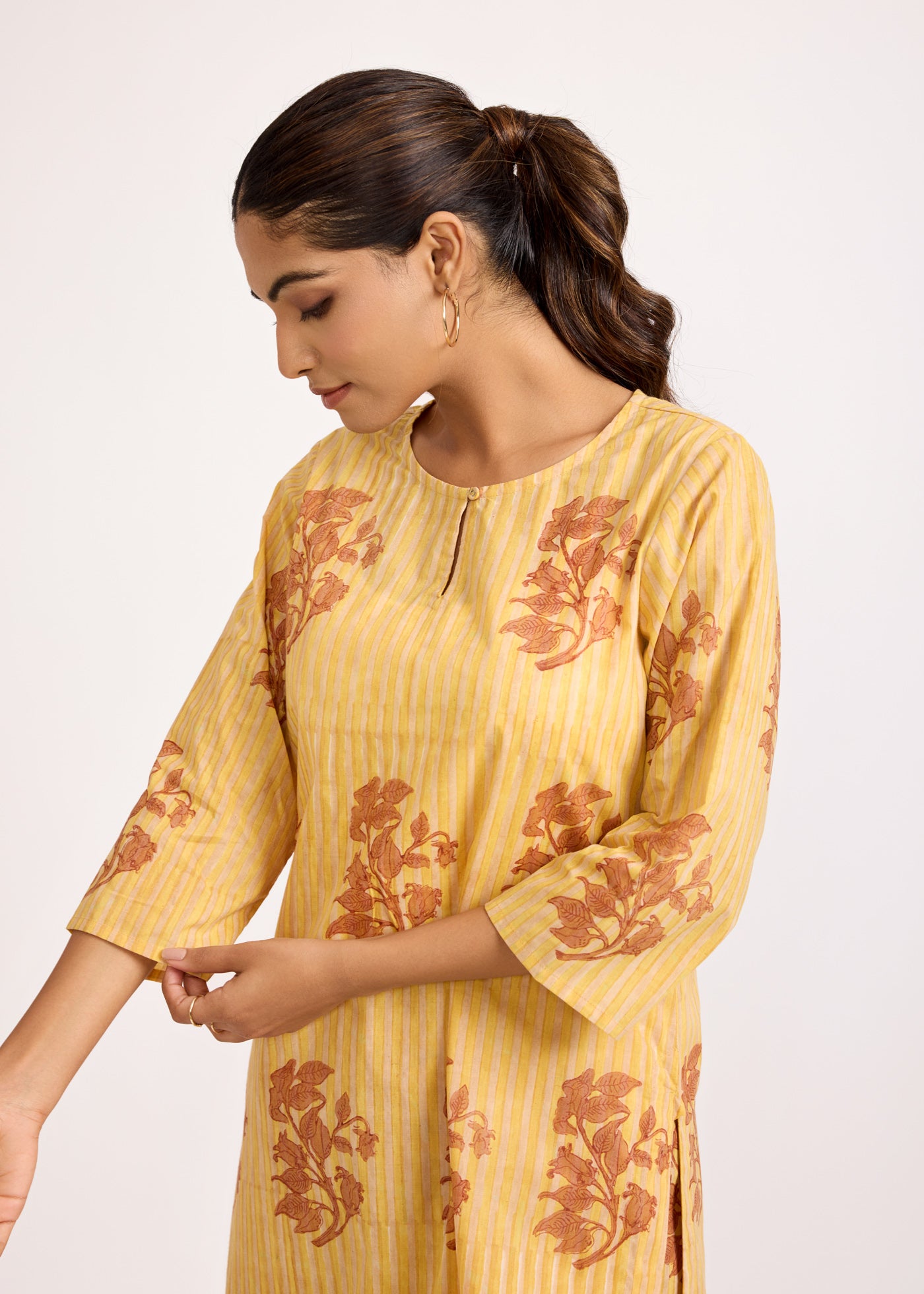 Printed Regular Kurta - Yellow/Brown