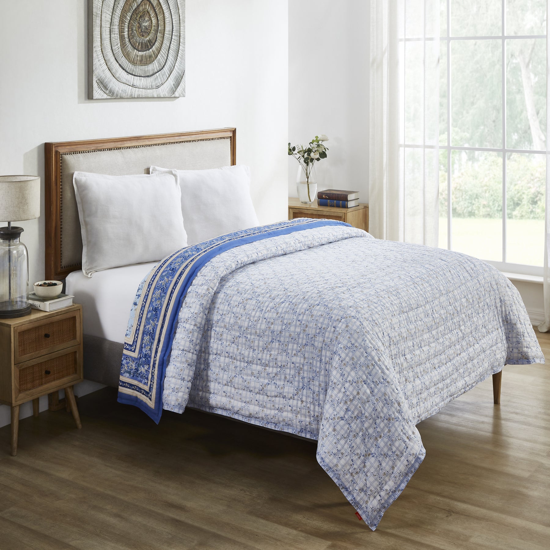 Dreamscape Cotton Quilt-Blue