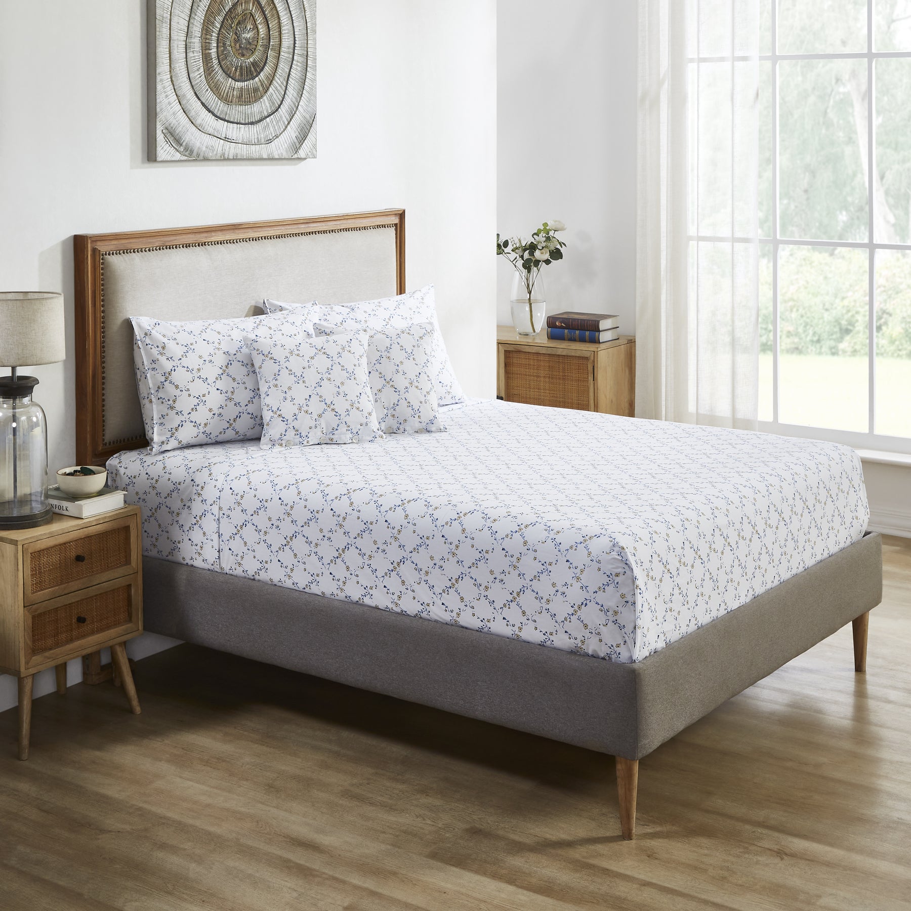 Dreamscape Cotton Bedsheet-Blue