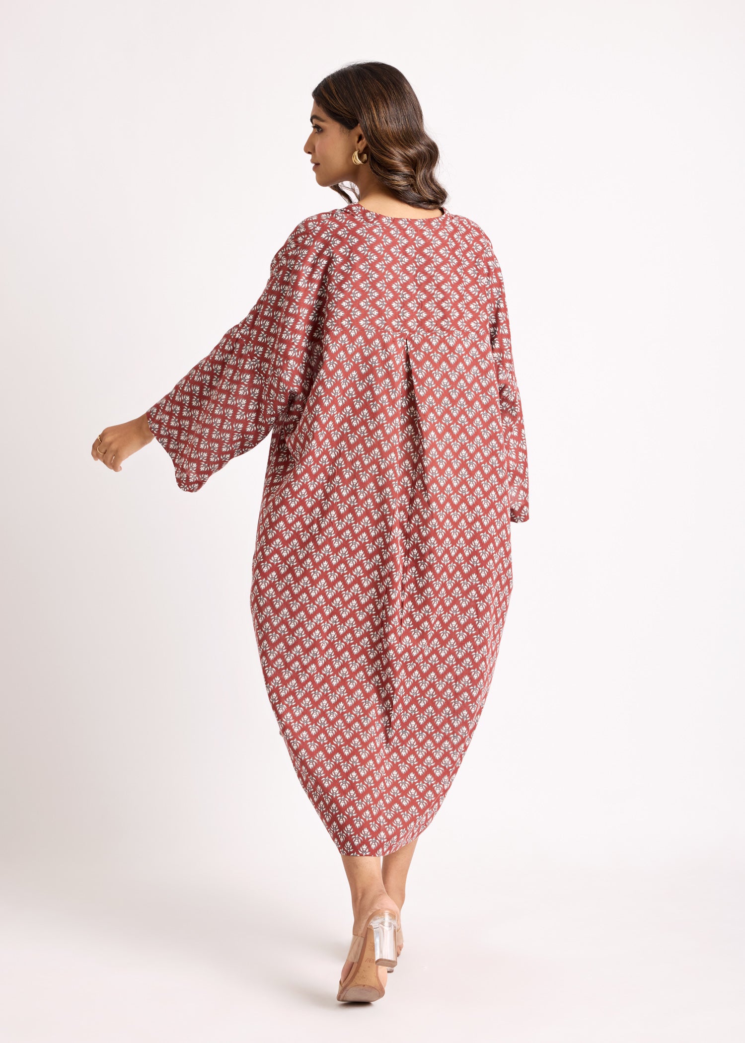 Floral Gesture Kaftan Ratan Texprocess Pvt. Ltd
