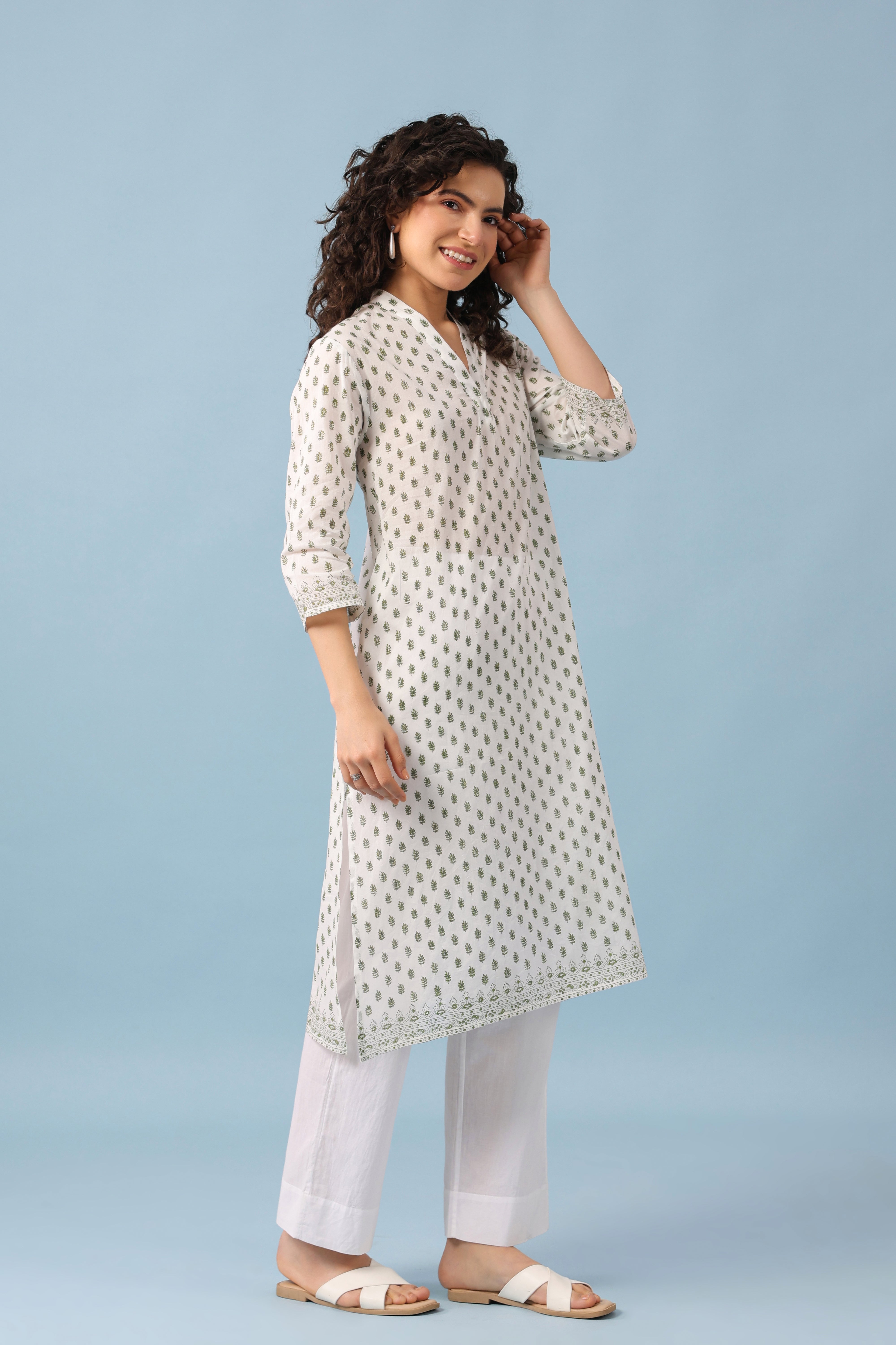 Lavanya Kurta – White/Green