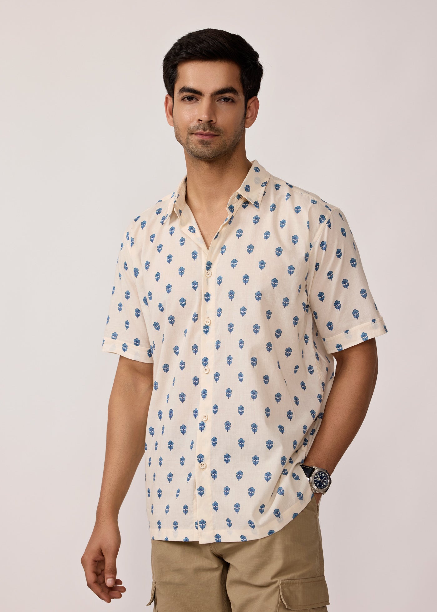 Half Sleeves Shirt-Creme/Blue