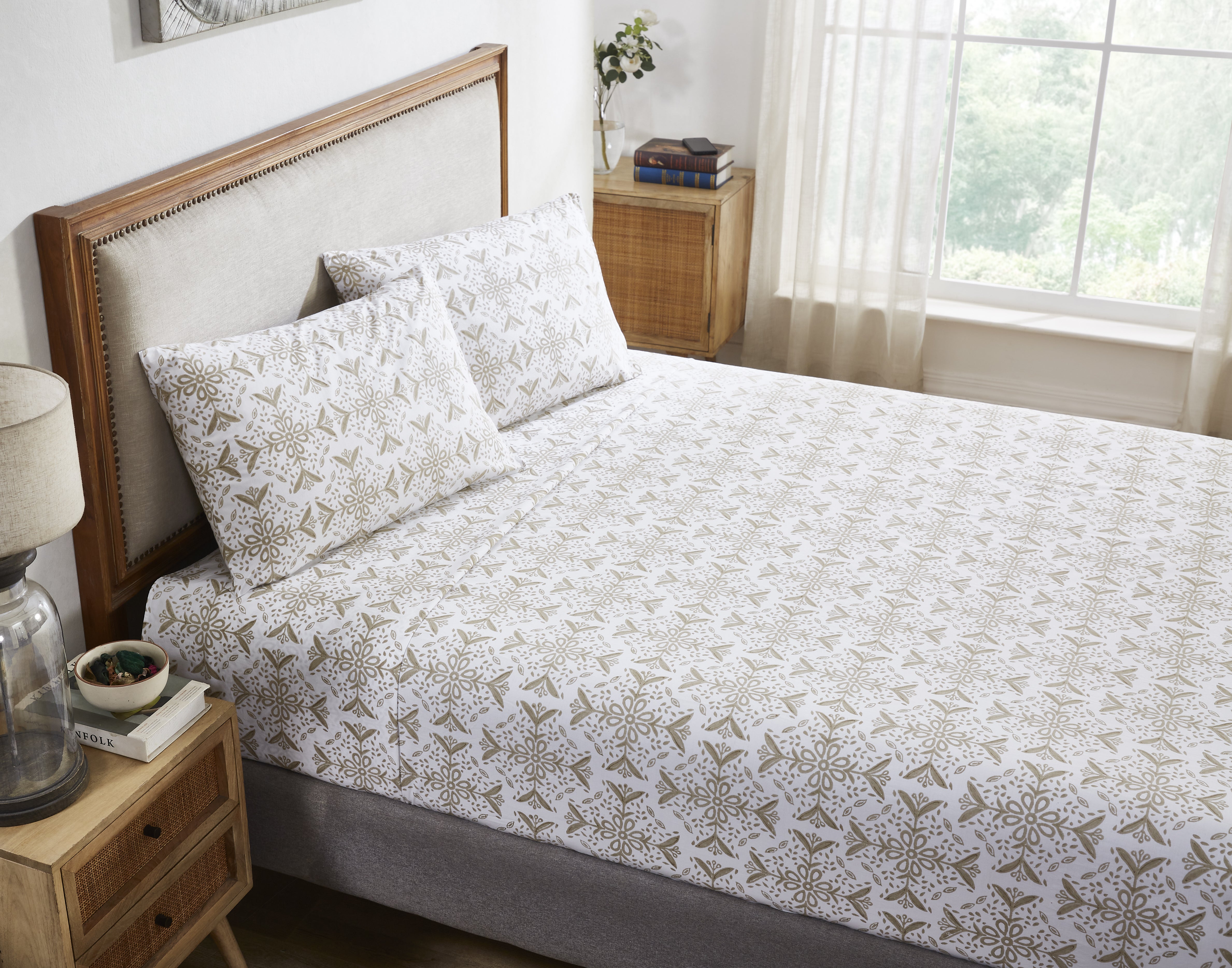 Mirakee Cotton Bedsheet-Grey