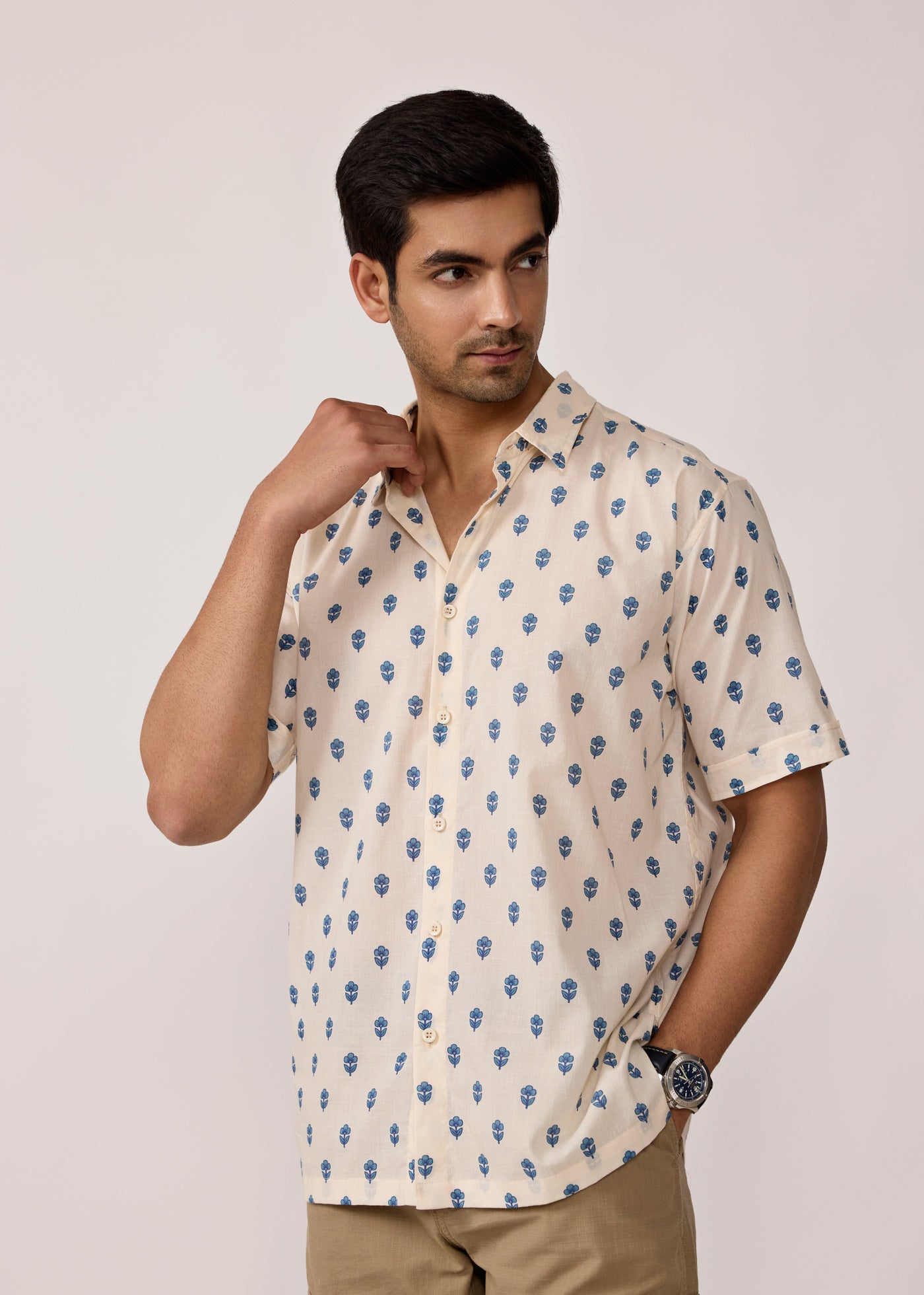 Half Sleeves Shirt-Creme/Blue