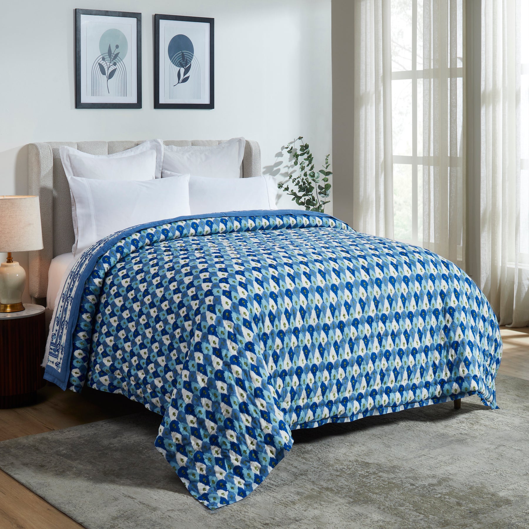 Ikat Lightweight Cotton Quilt-Blue/Green