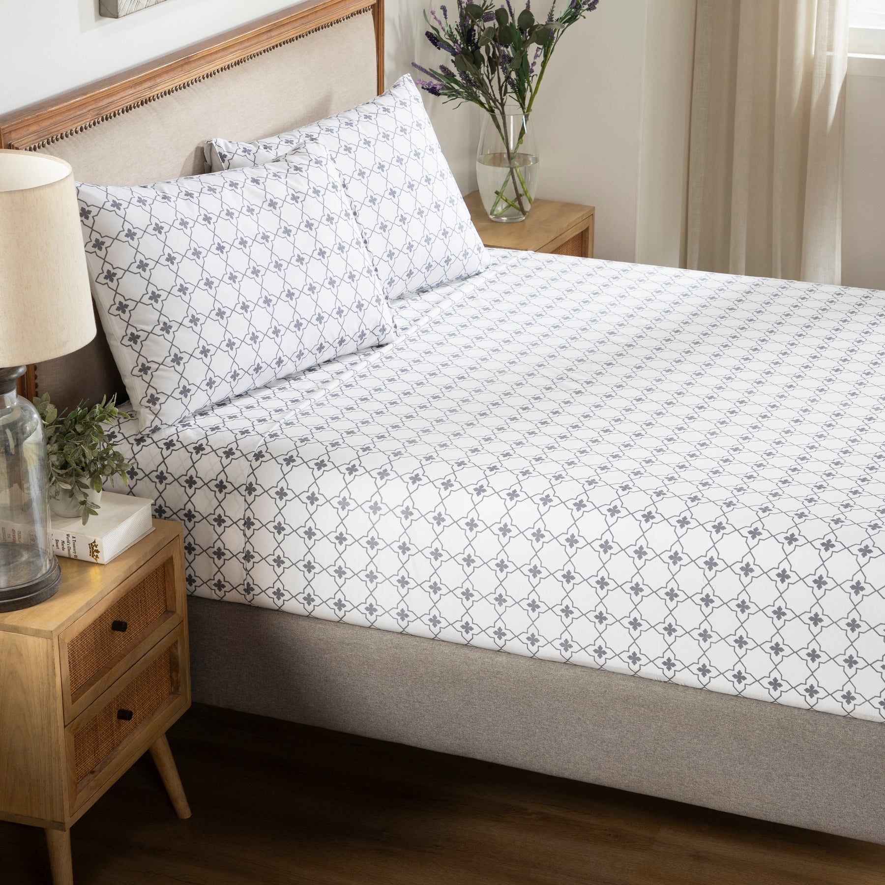 Herbaceous Garden Cotton Bedsheet