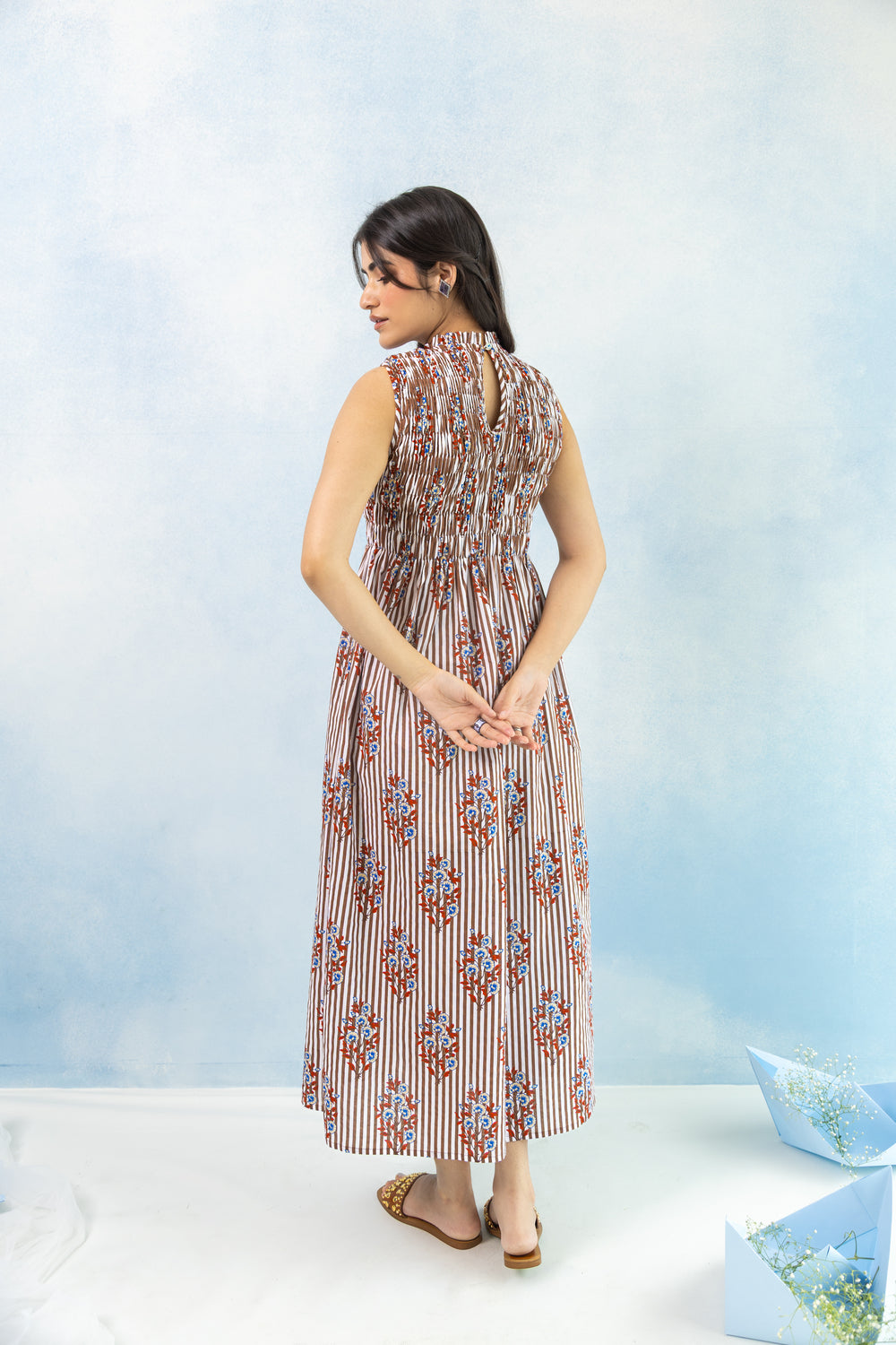 Sleeveless Smocked Maxi Dress – Brown