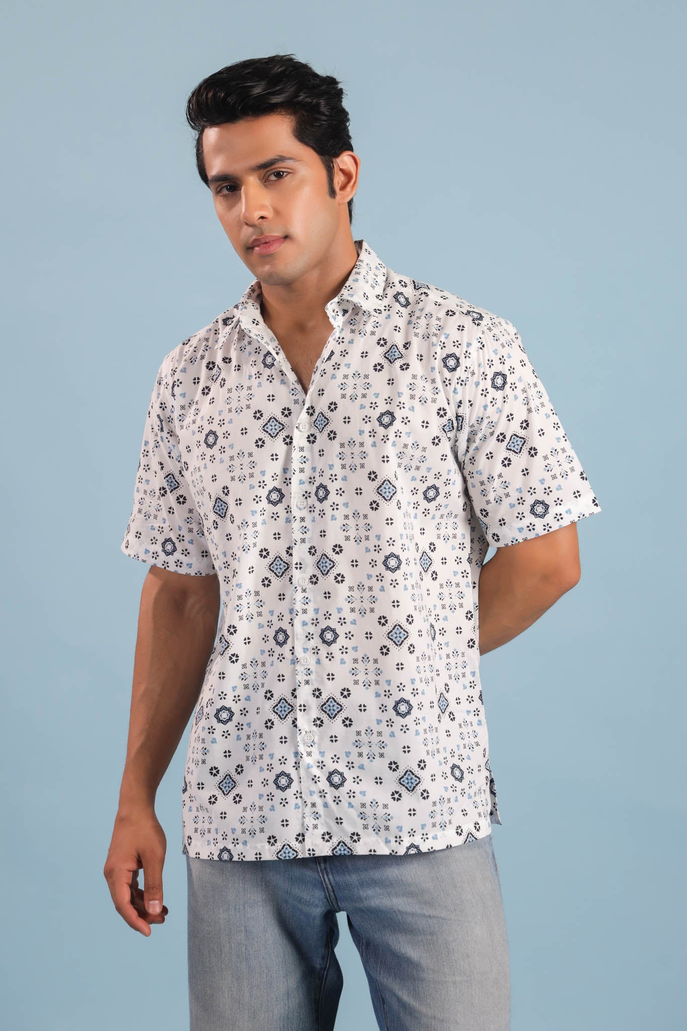 Geometric Print Cotton Shirt – White/Blue