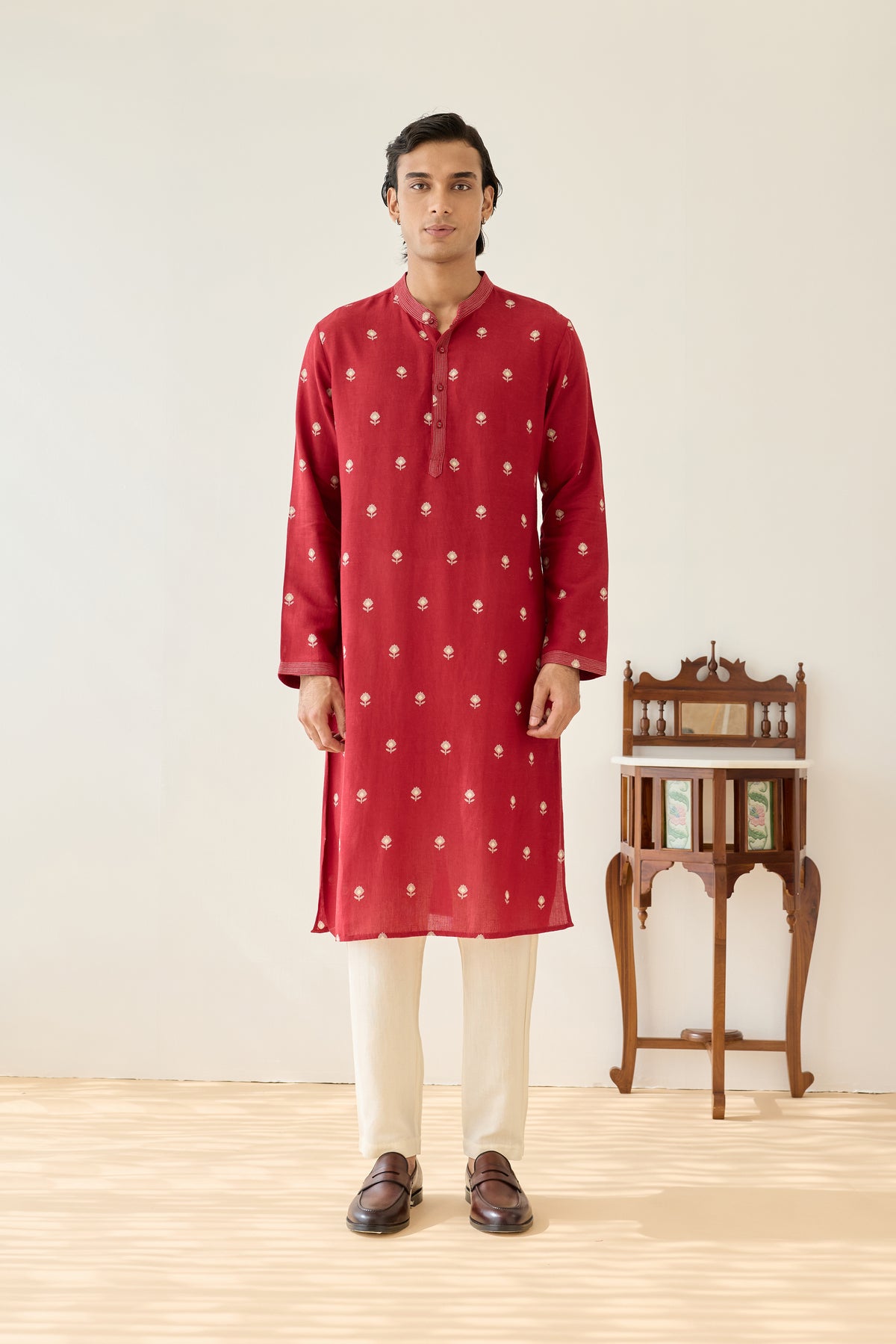 Maroon Viscose Tulip Buti Kurta