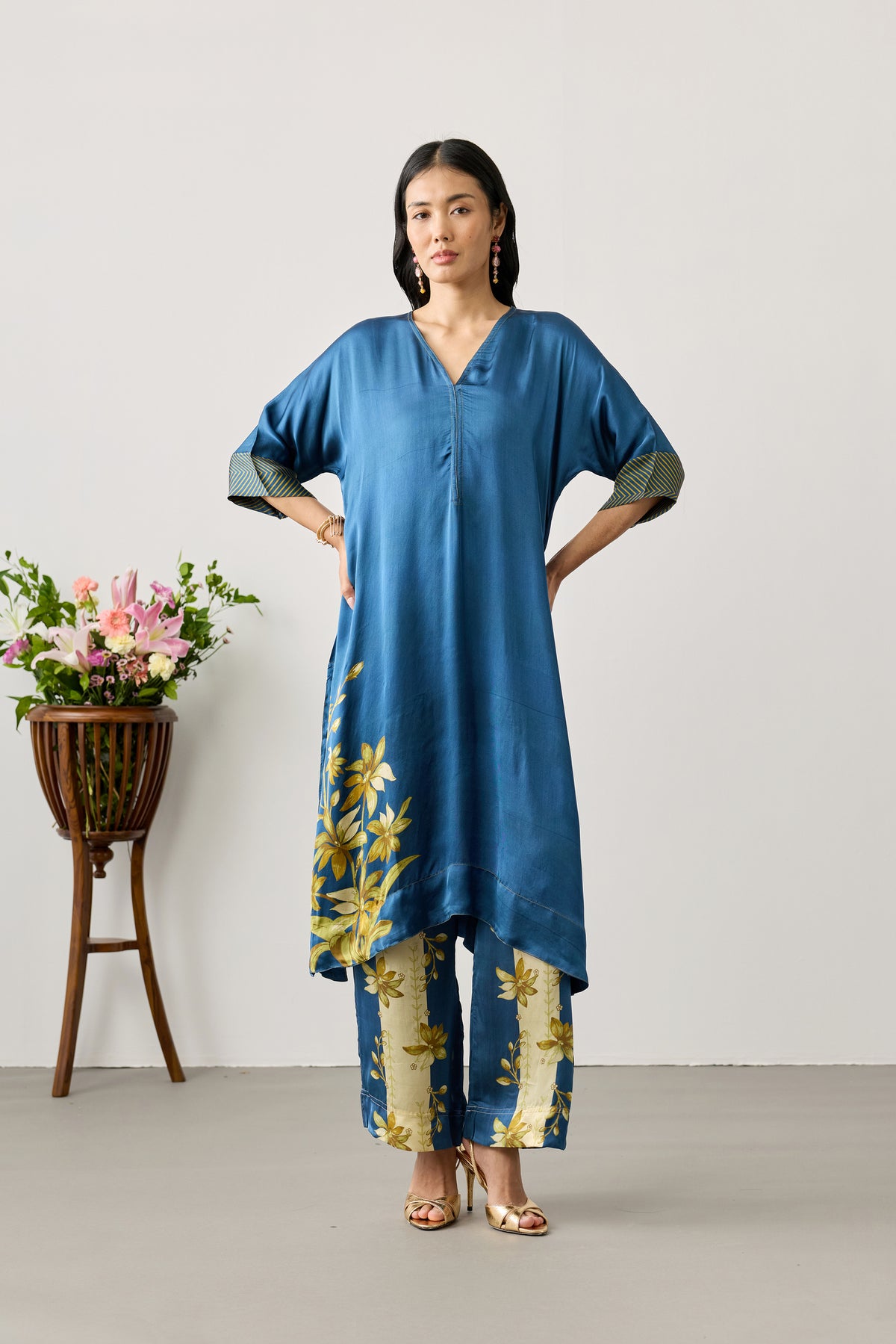 Amara Viscose Kaftan – Midnight Blue