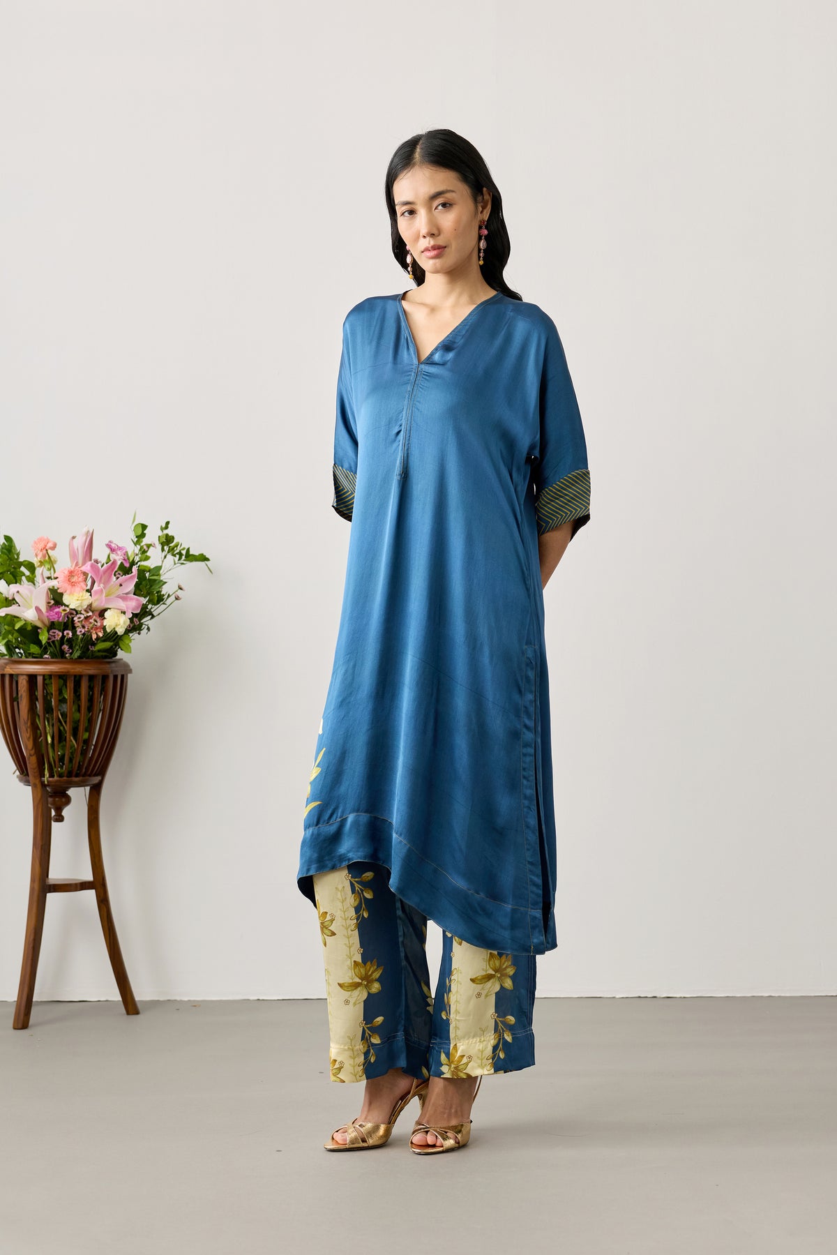 Amara Viscose Kaftan – Midnight Blue
