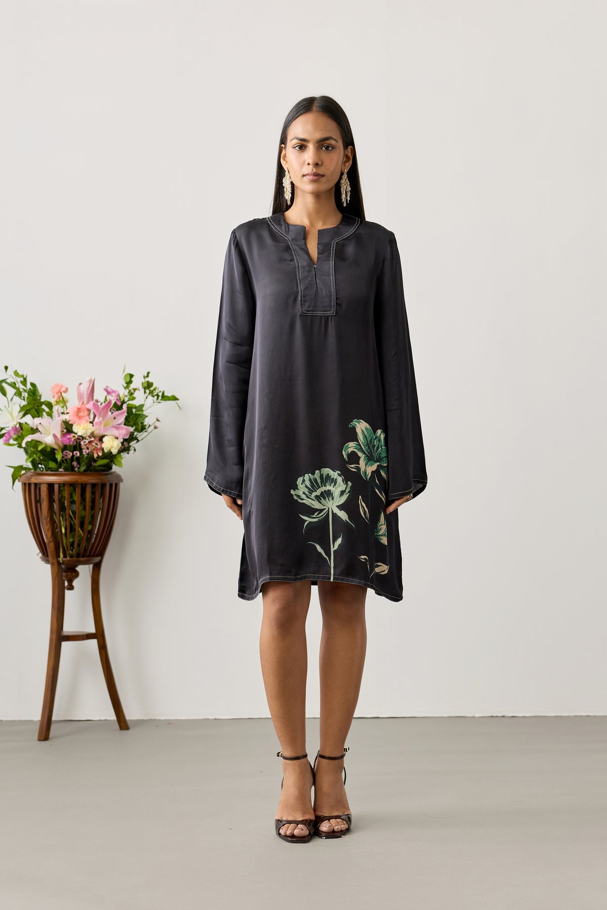 Classic Midi Dress – Black