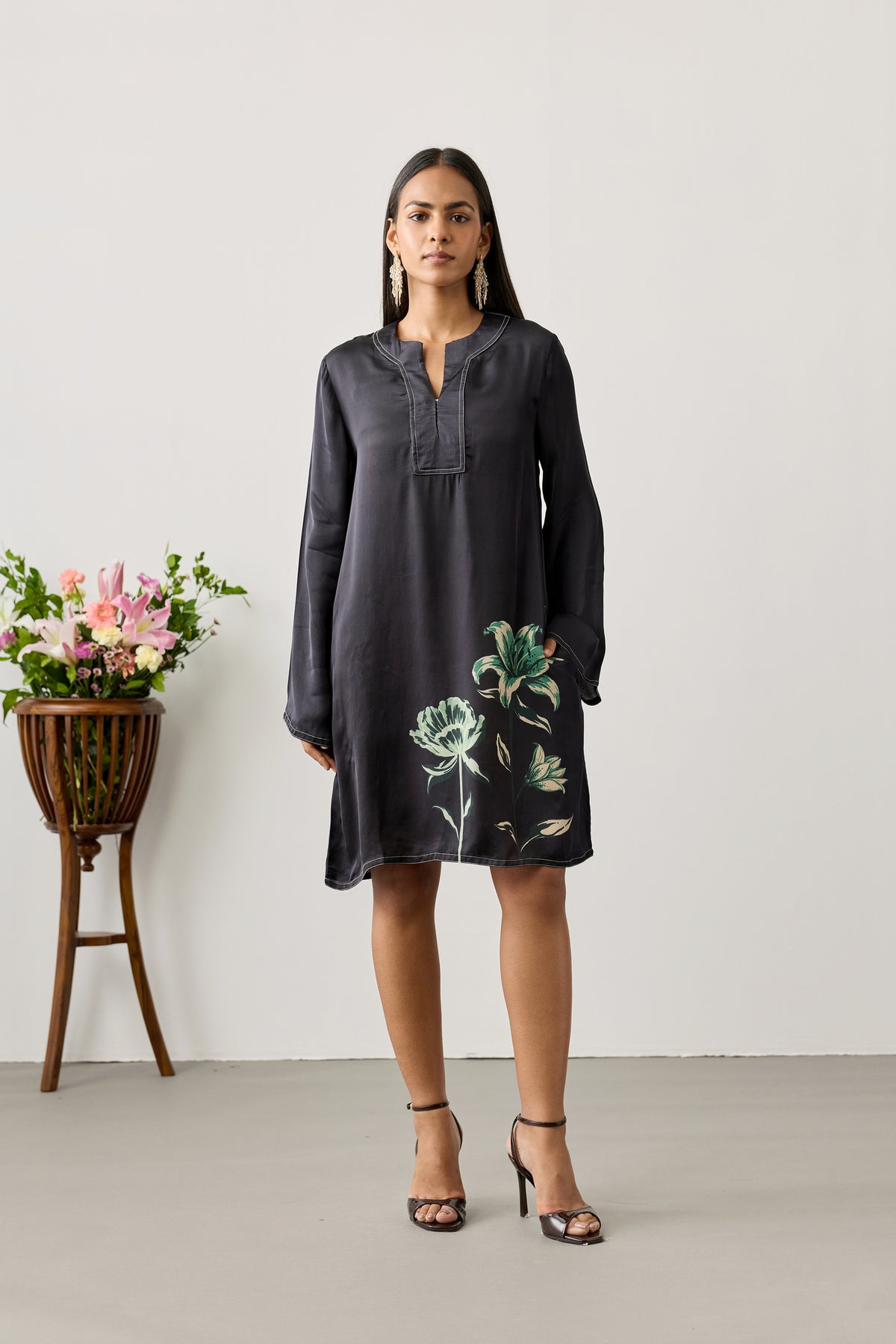 Classic Midi Dress – Black