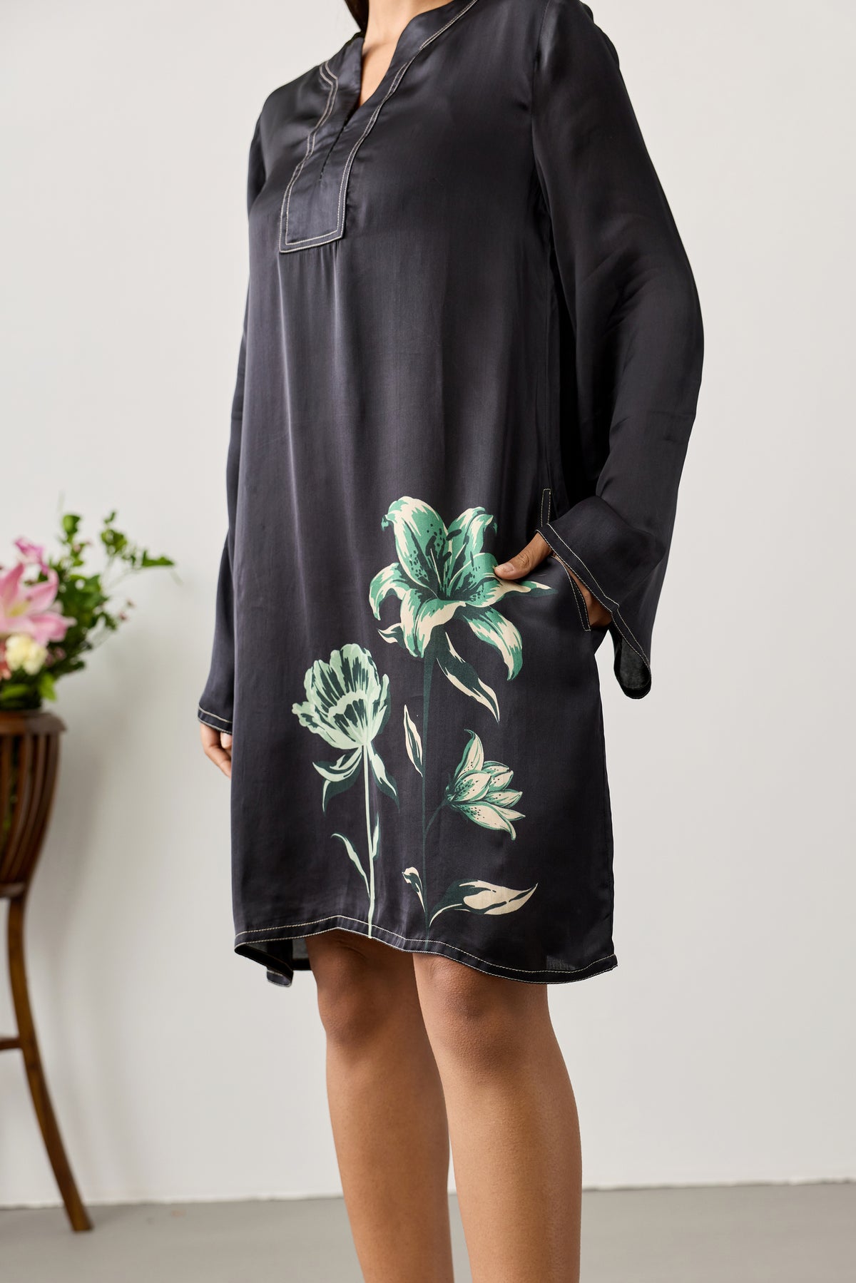 Classic Midi Dress – Black