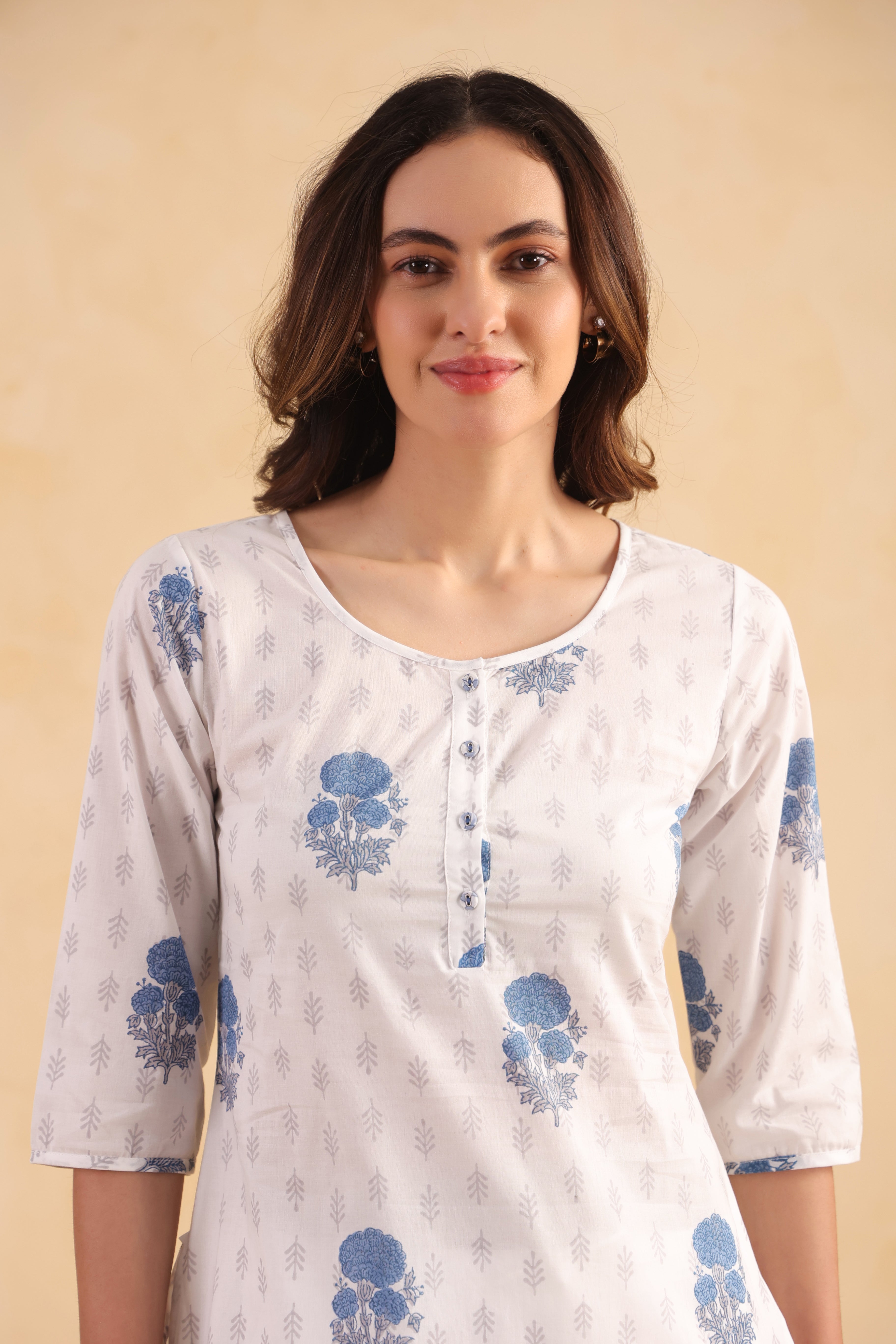 Raagni Cotton Kurta-White/Blue