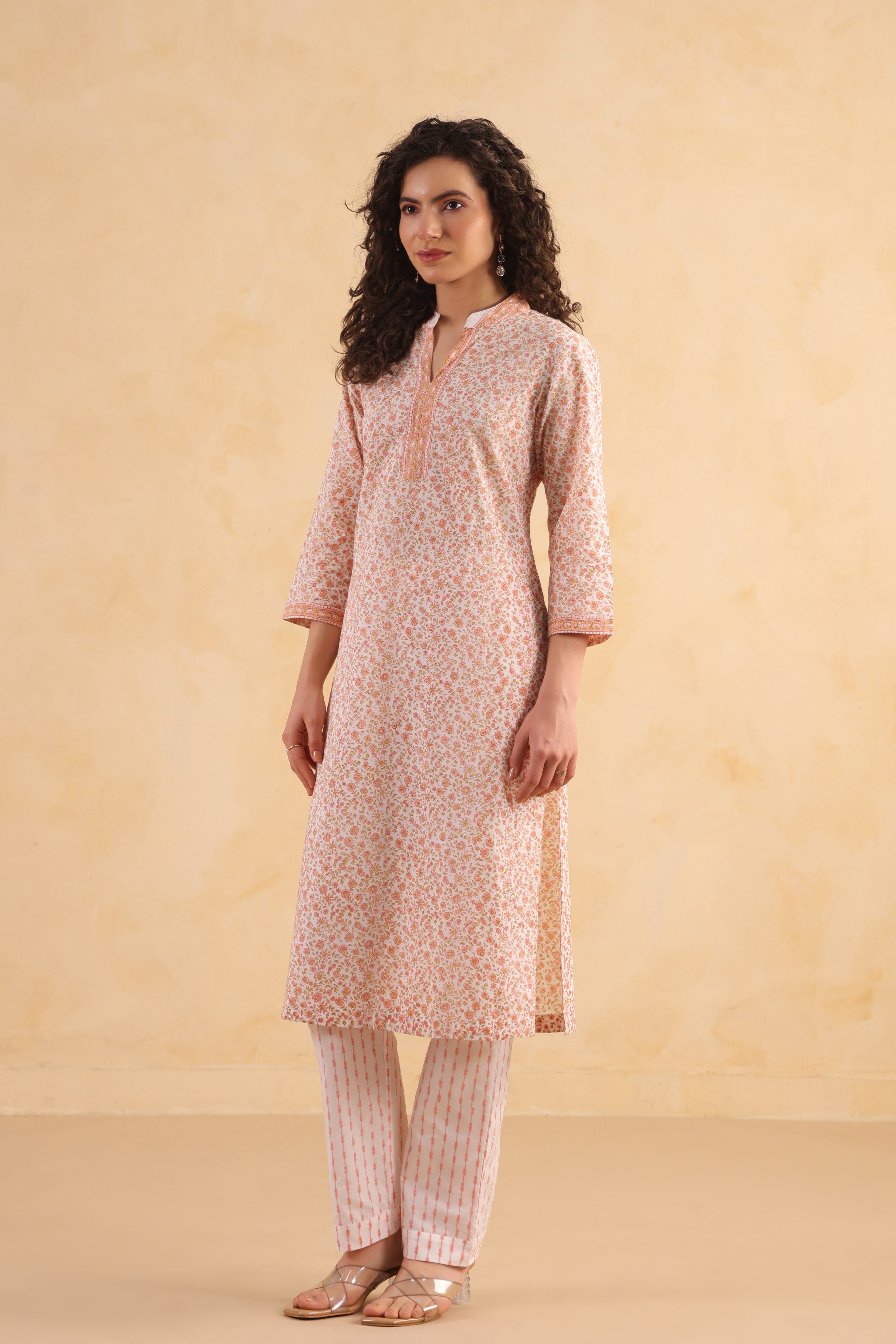 Lotus Kurta – White/Peach