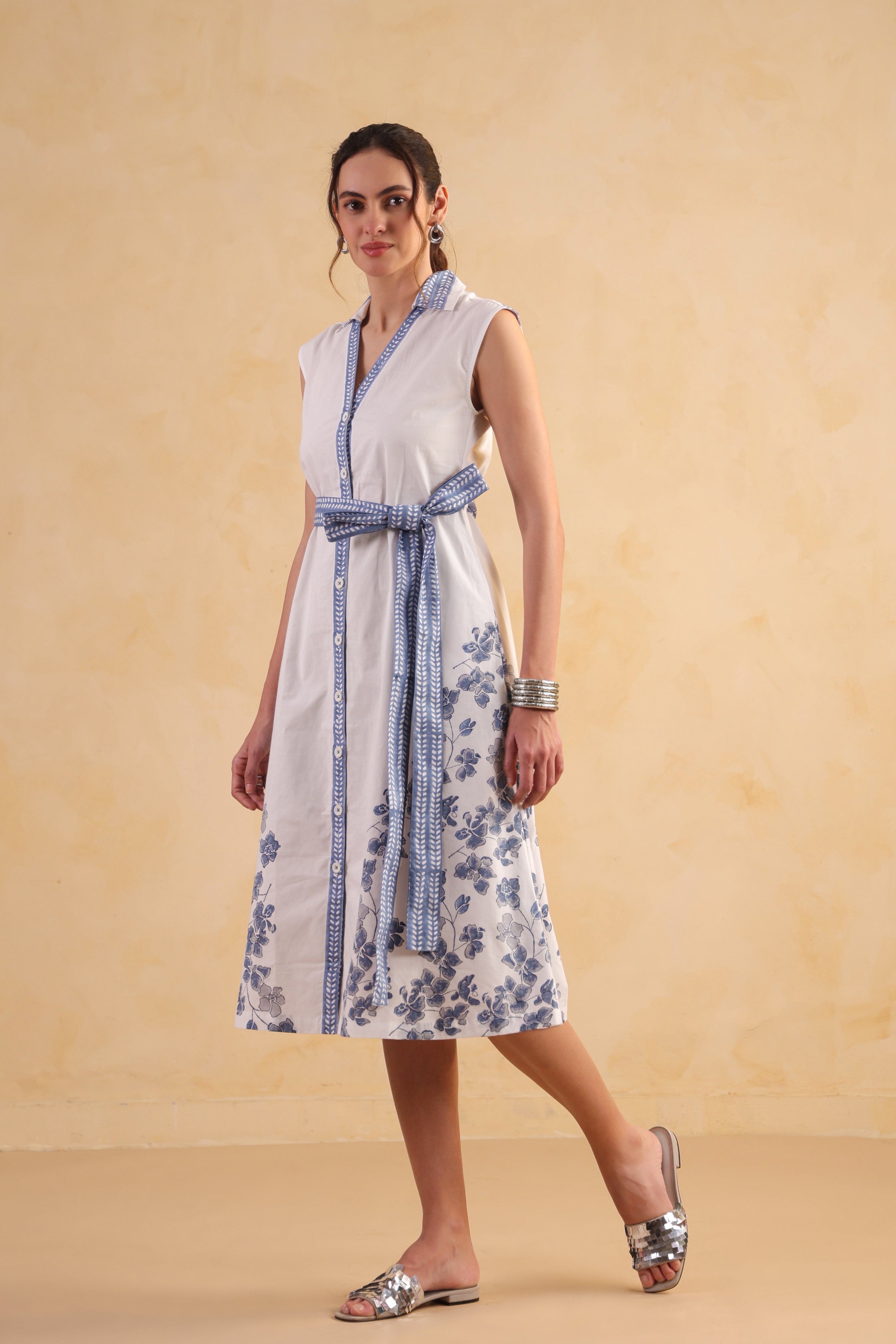 Fit & Flare Midi Dress – White/Blue