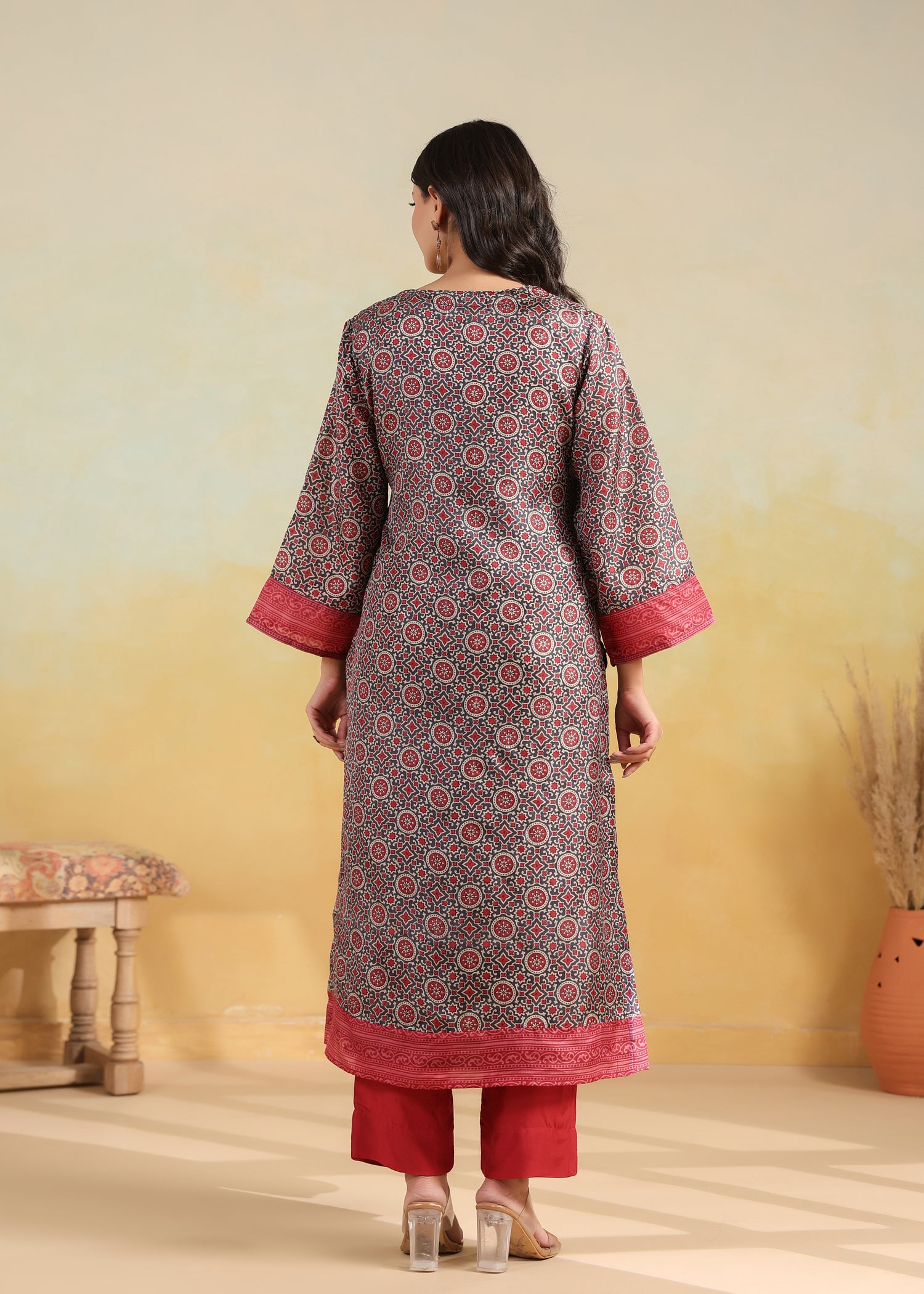 Printed Silk Kurta- Grey/Red