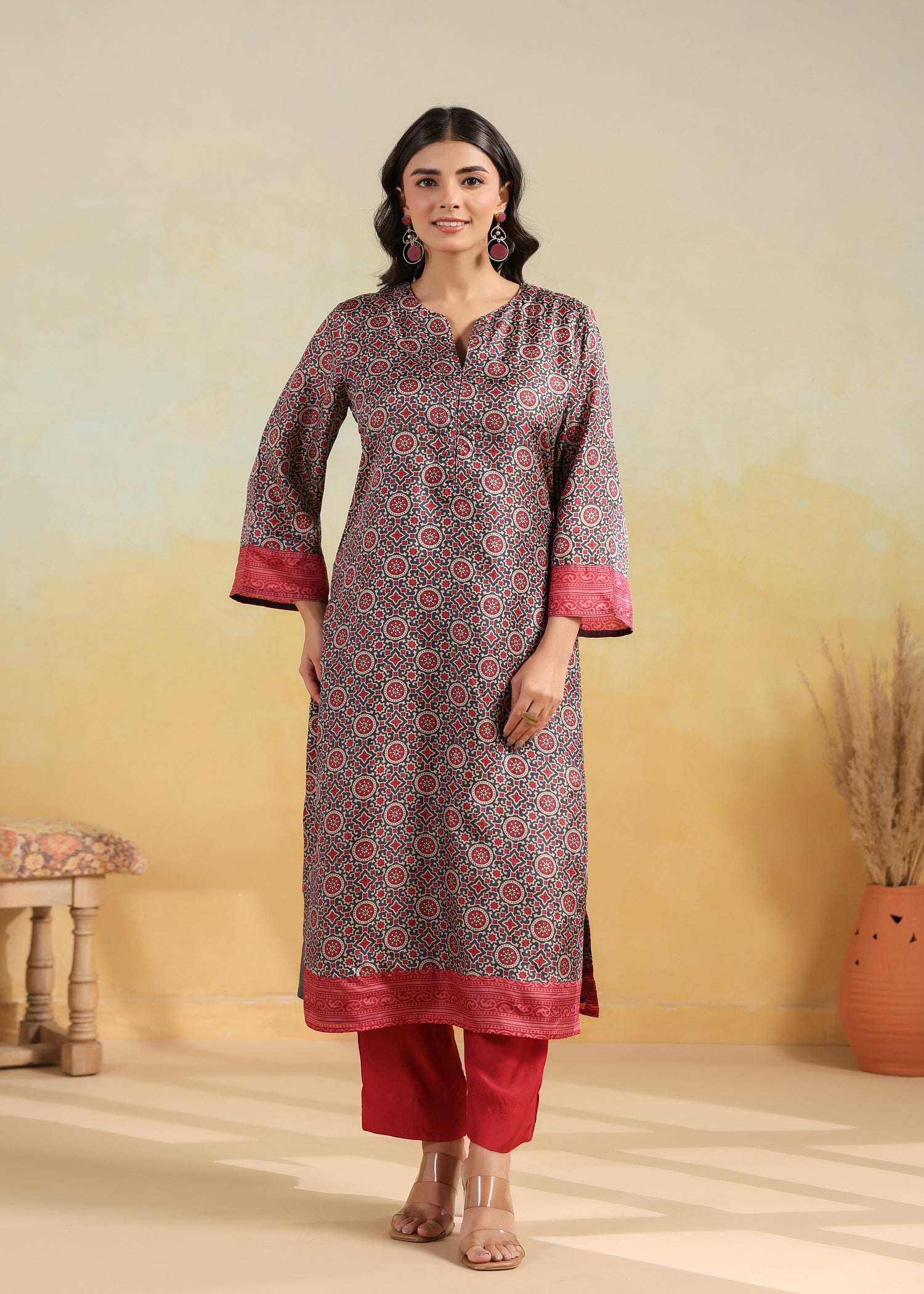 Printed Silk Kurta- Grey/Red