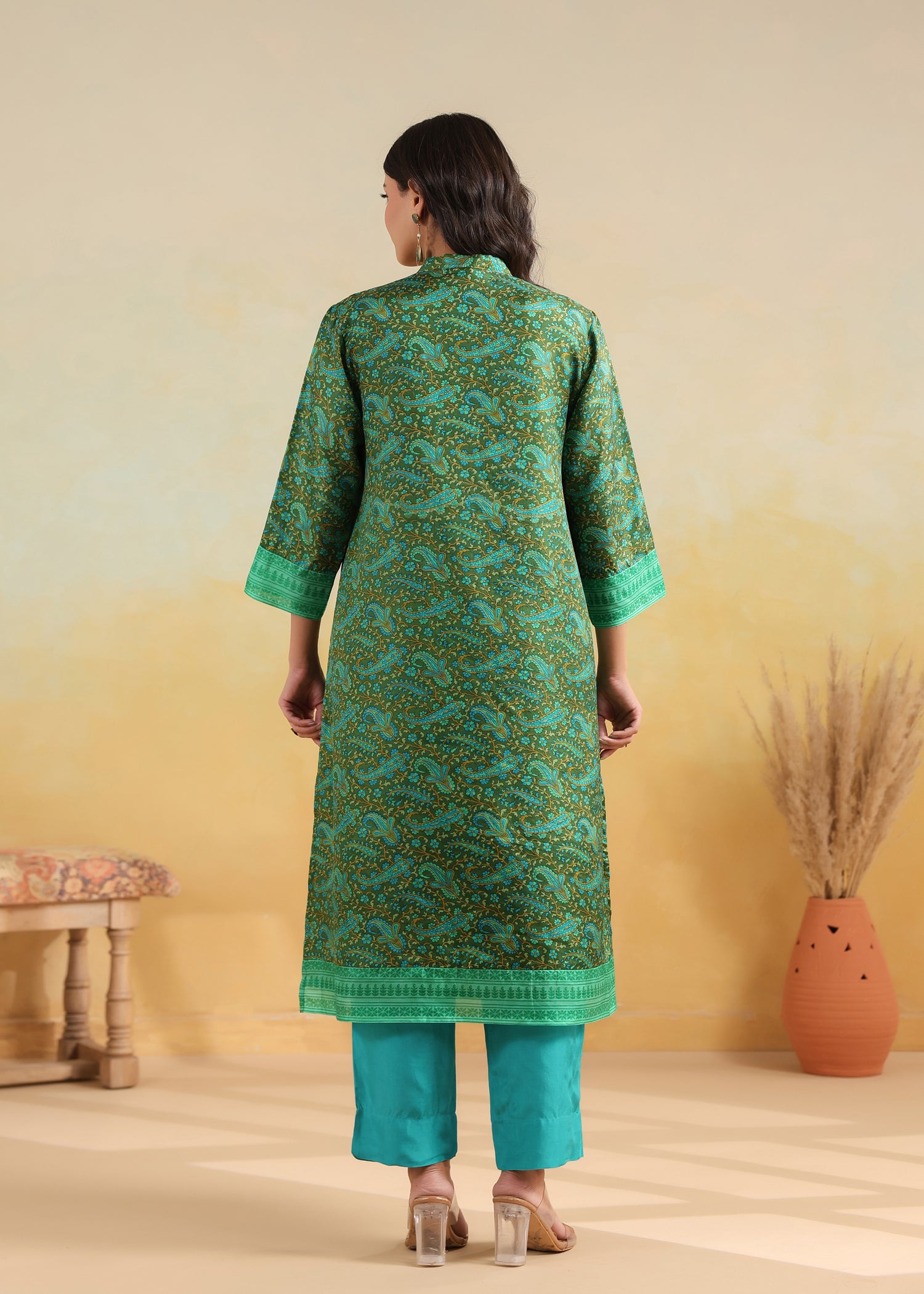 Lavanya Printed Silk Kurta- Green/Teal