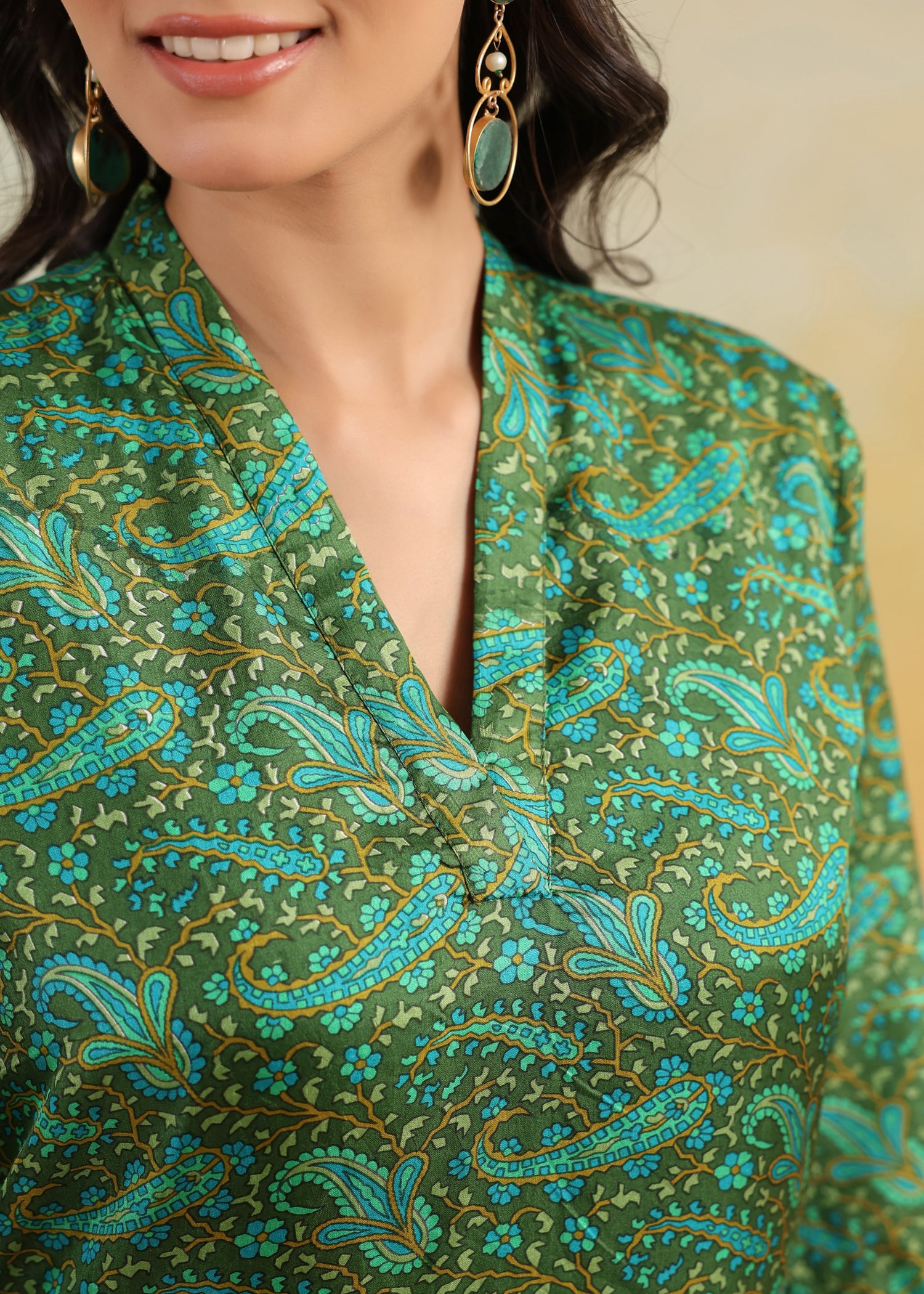 Lavanya Printed Silk Kurta- Green/Teal