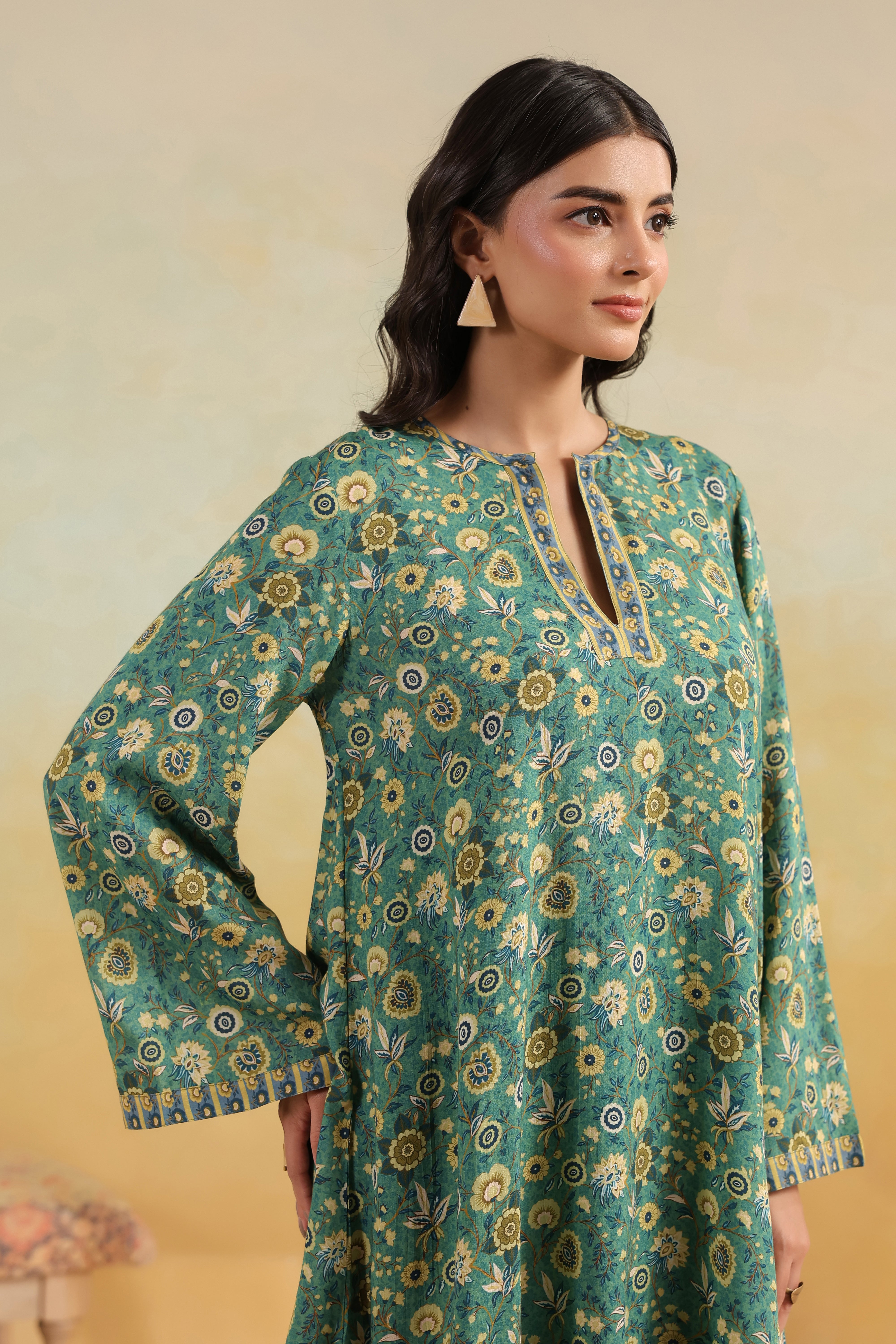 Bell Sleeve Short Kurta Set – Amazon Green
