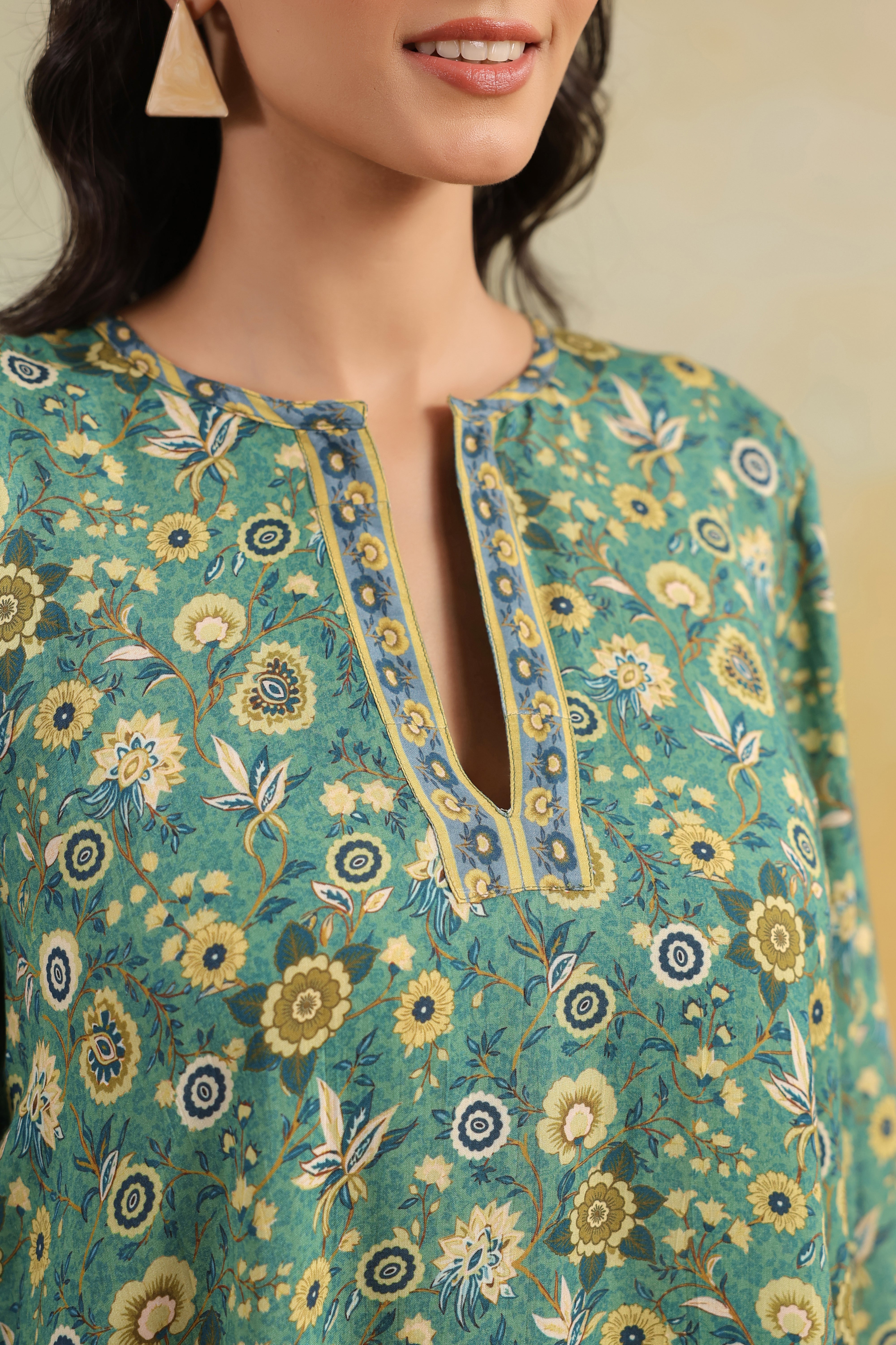 Bell Sleeve Short Kurta Set – Amazon Green