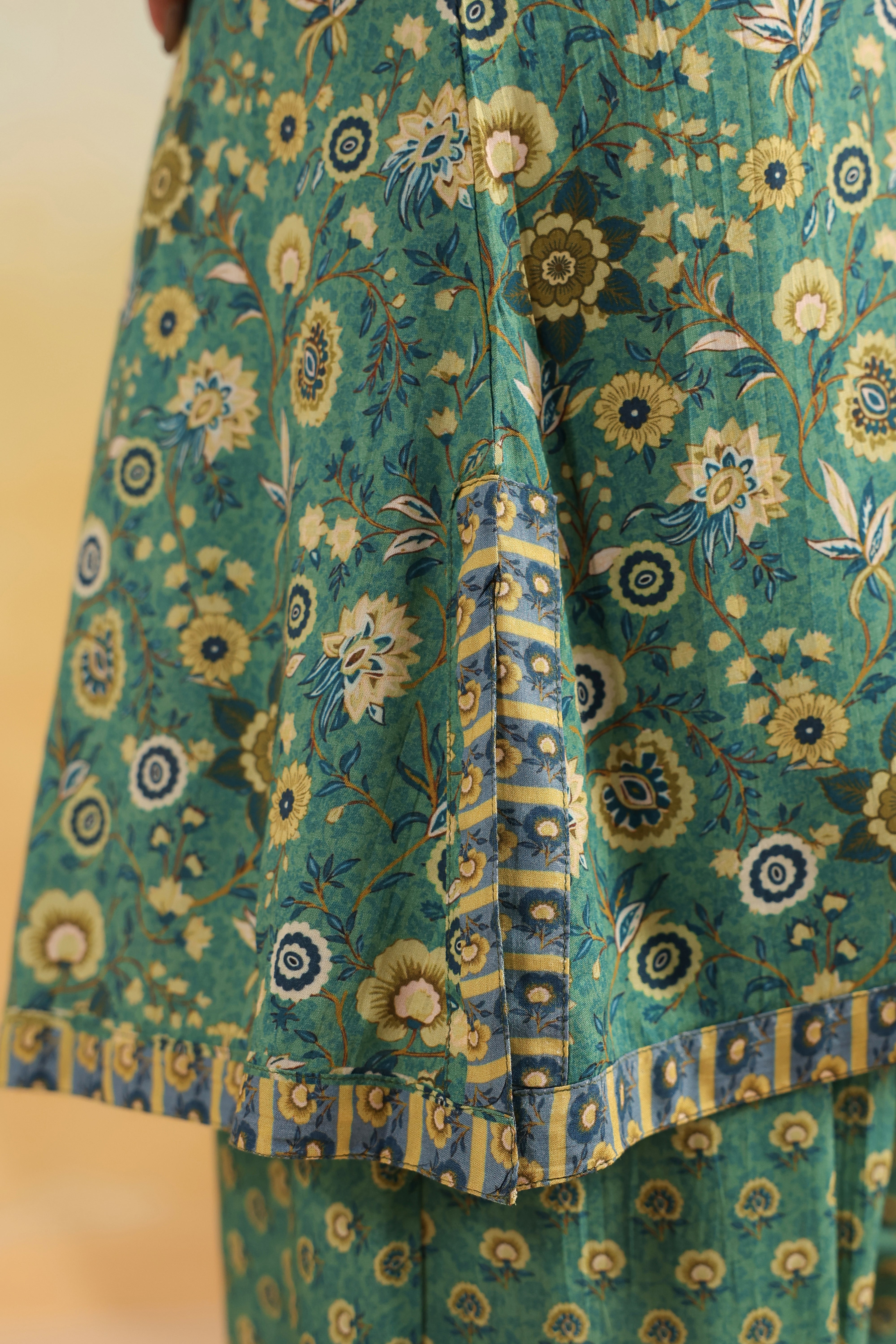 Bell Sleeve Short Kurta Set – Amazon Green