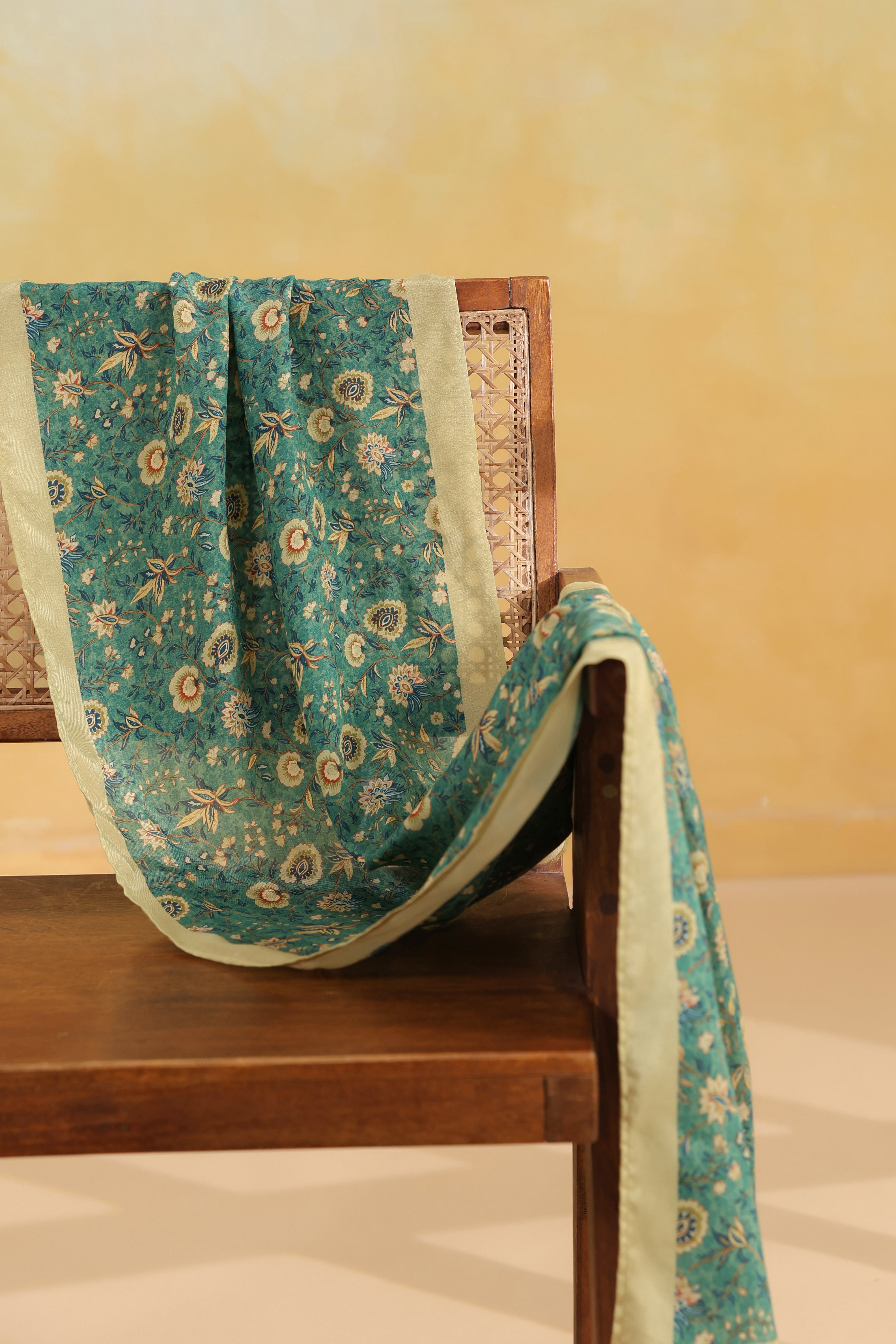 Floral Jaal Stole – Amazon Green