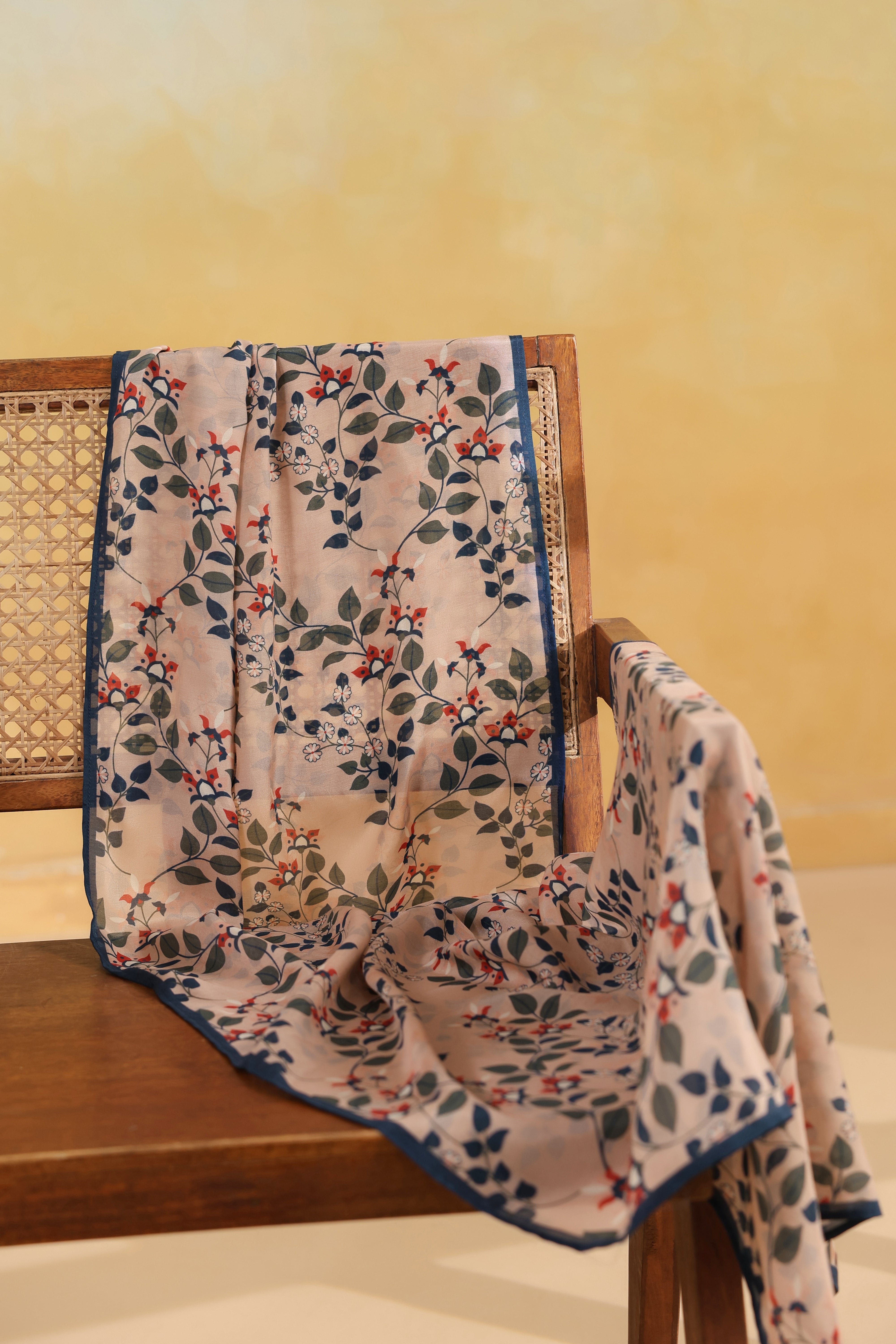 Botanical Print Stole – Summer Sand