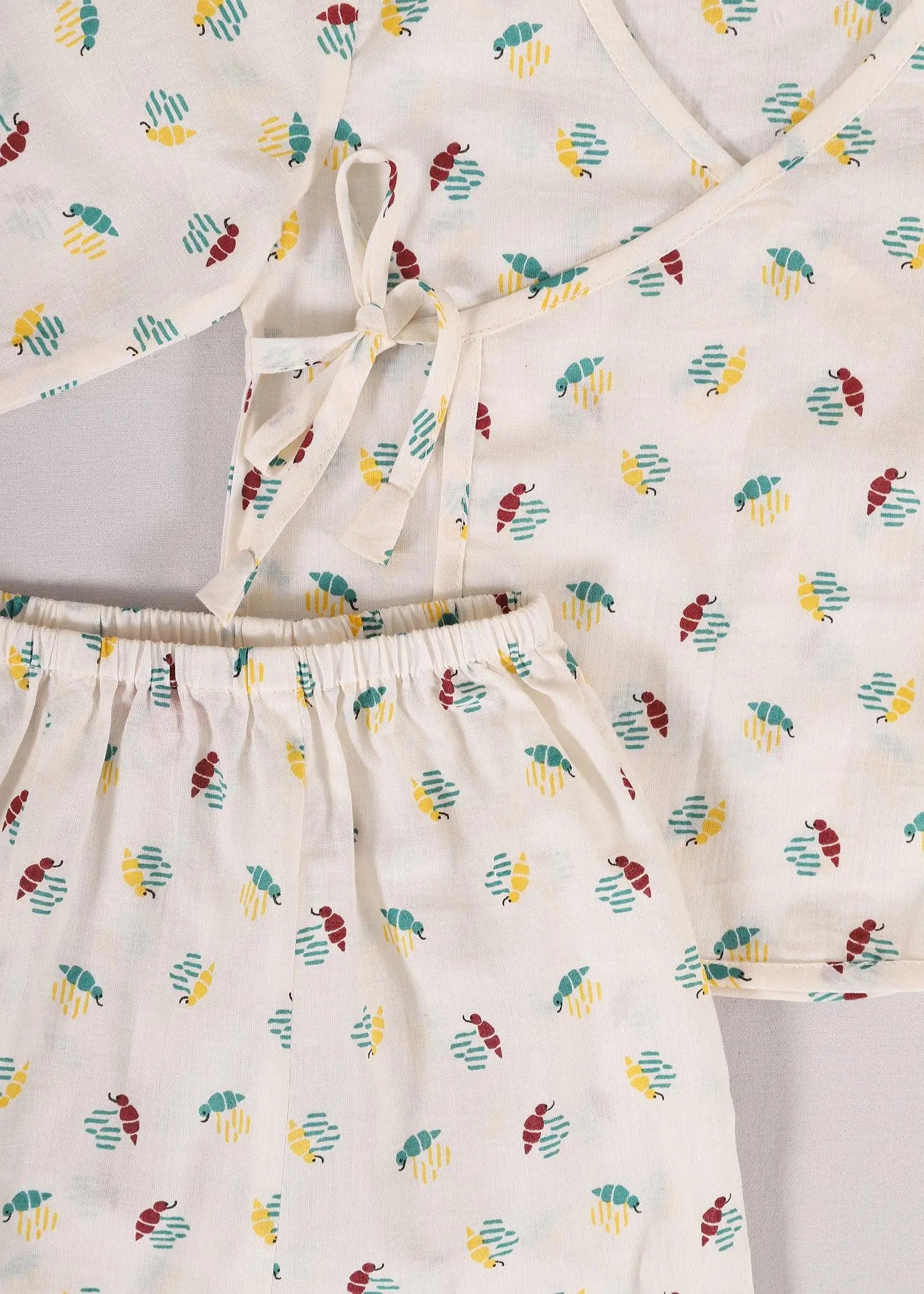 Bees Cream Cotton Night Suit Unisex (3-12 Months)