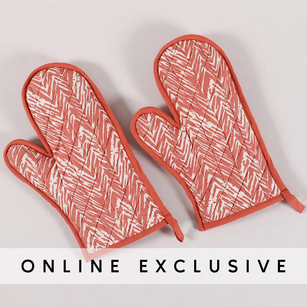Zig Zag Peach Cotton Oven Gloves